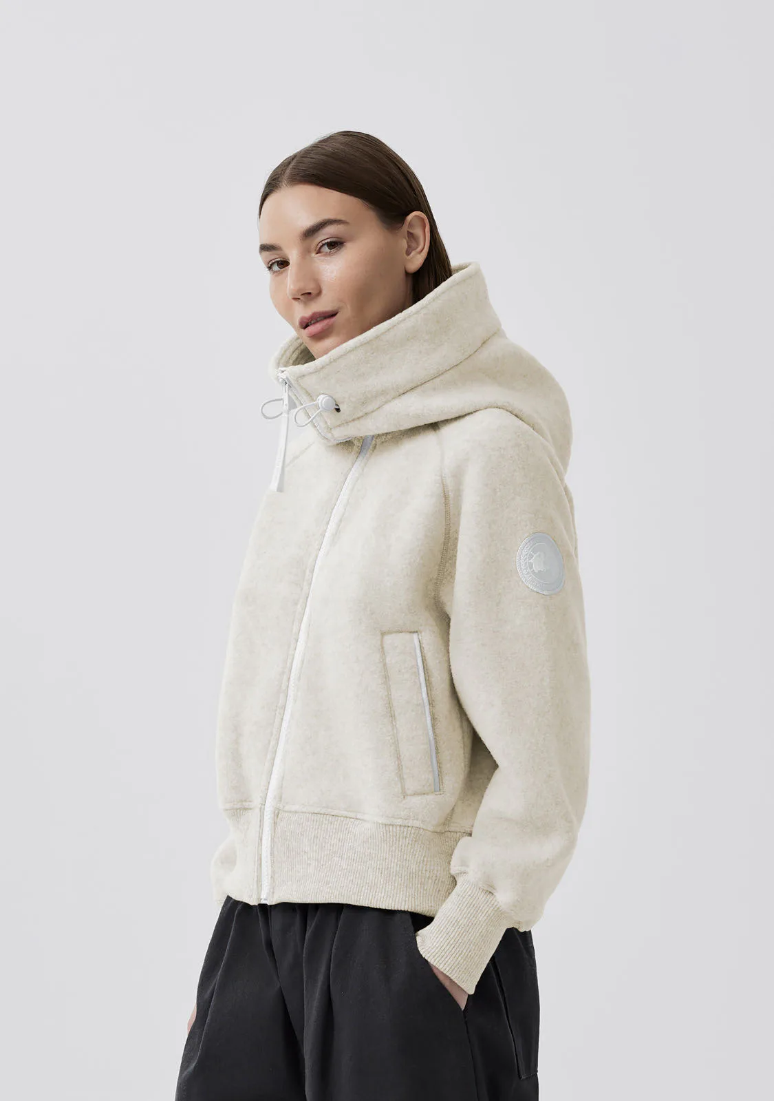 Куртки И Пуховики Женские Canada Goose 3405920