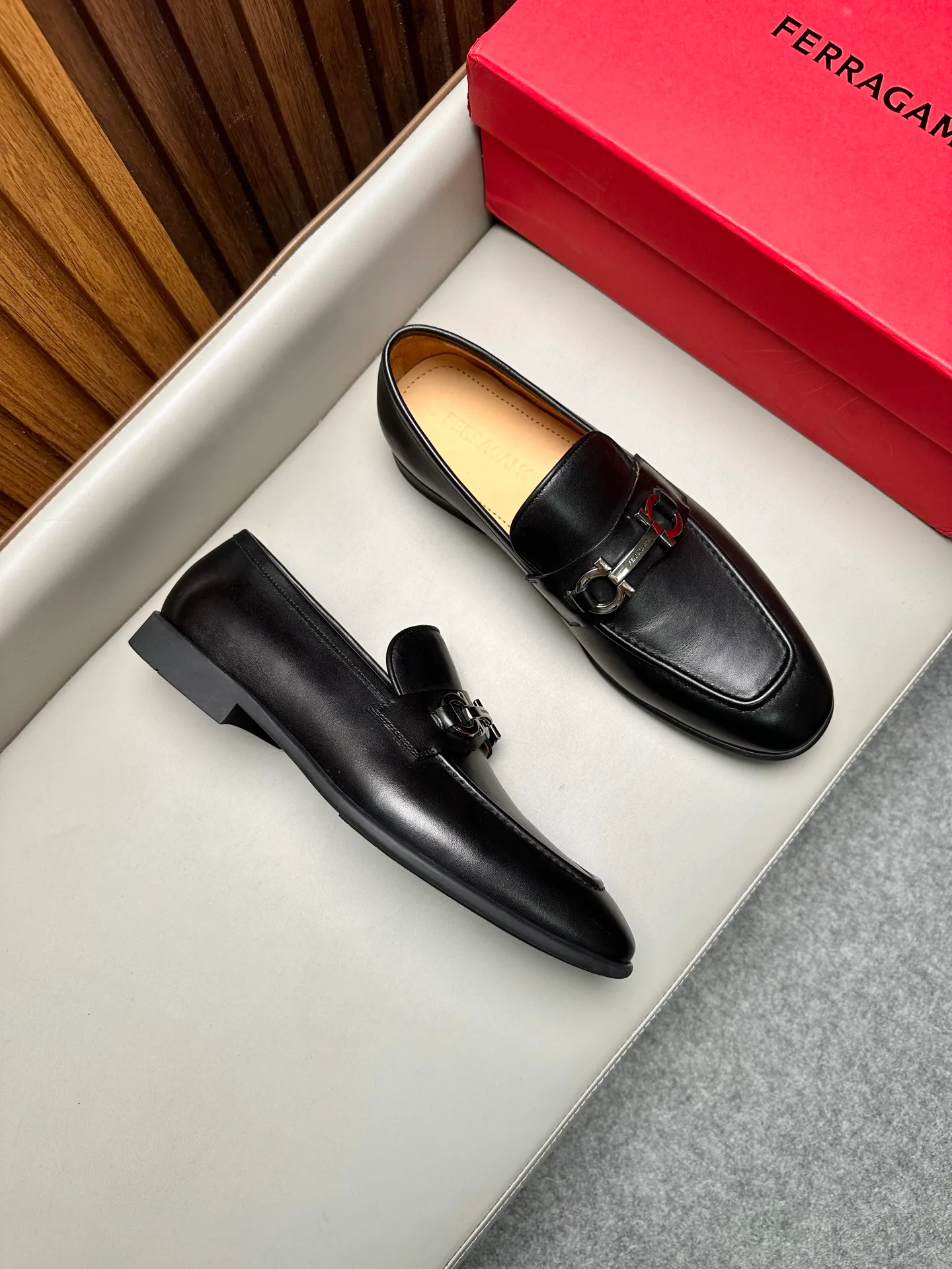 Лоферы И Туфли Мужские Salvatore Ferragamo 17501276