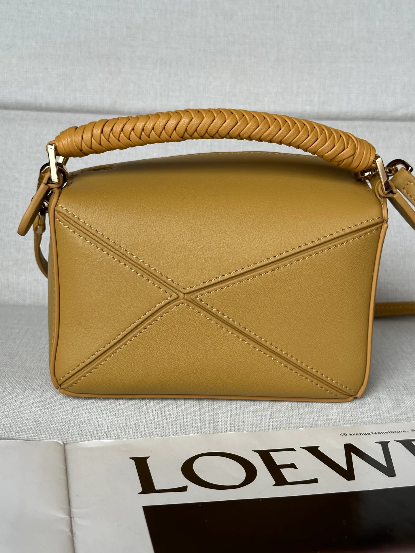 Классические Сумки Женские Loewe 11621876