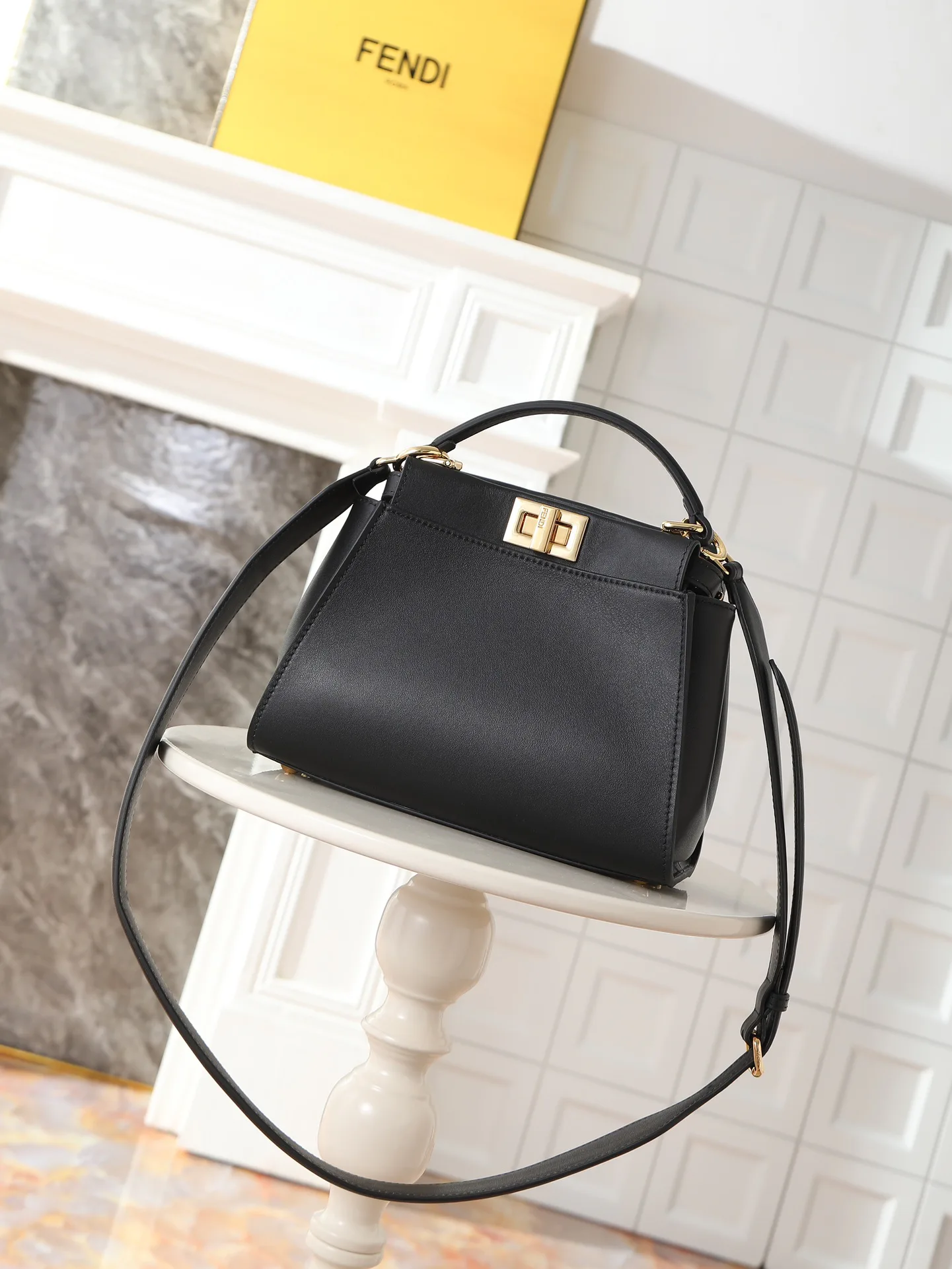 Классические Сумки Женские Fendi 10644811