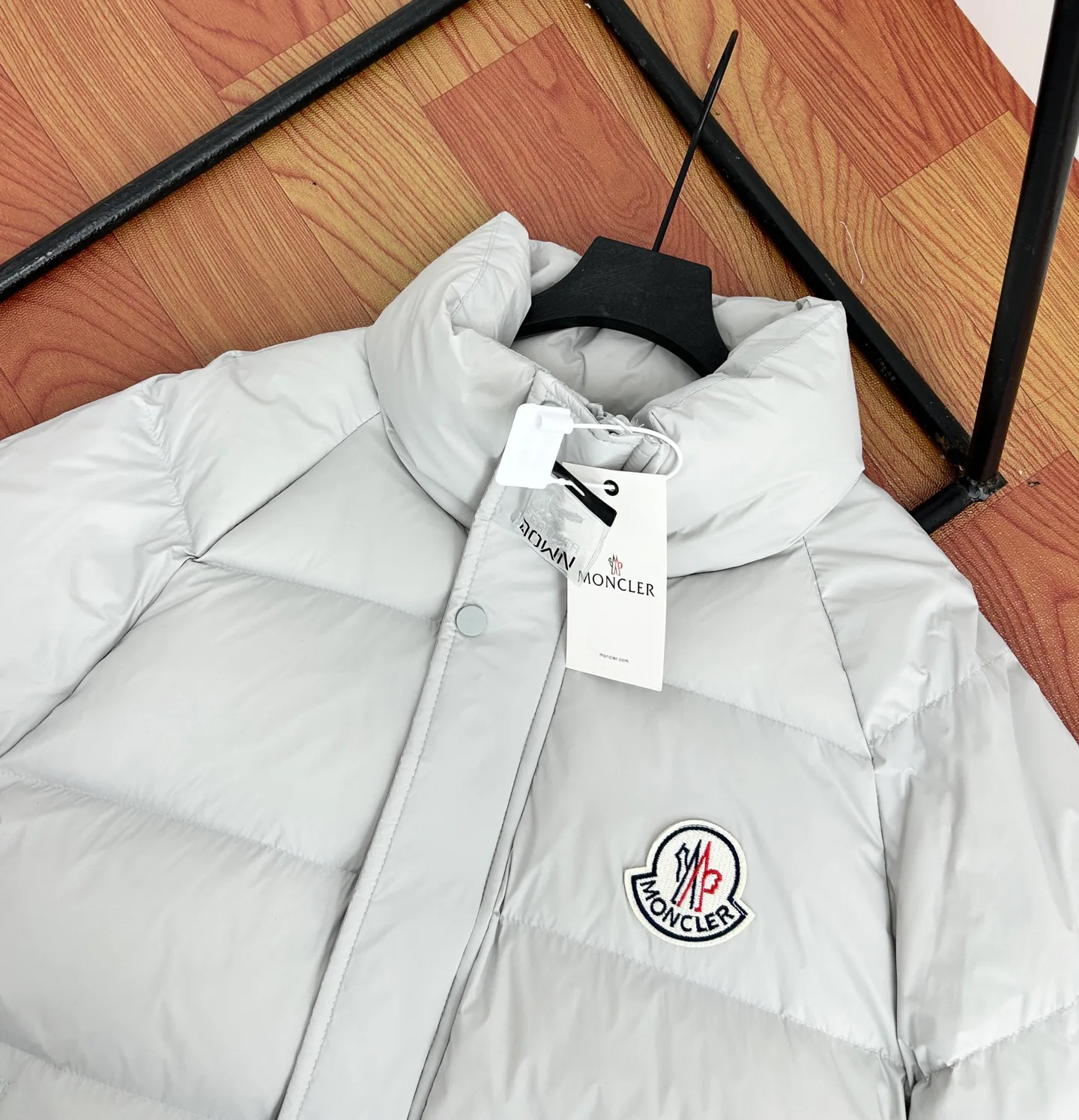 Куртки И Пуховики Женские Moncler 10065715
