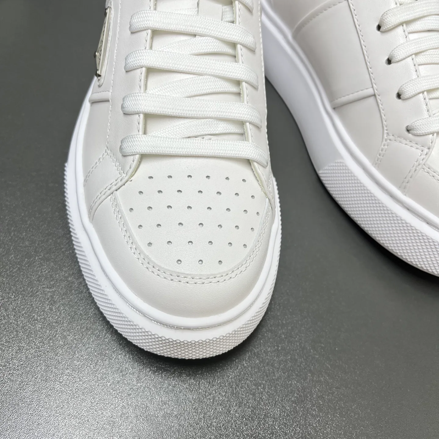 Кроссовки Мужские Prada 17457943