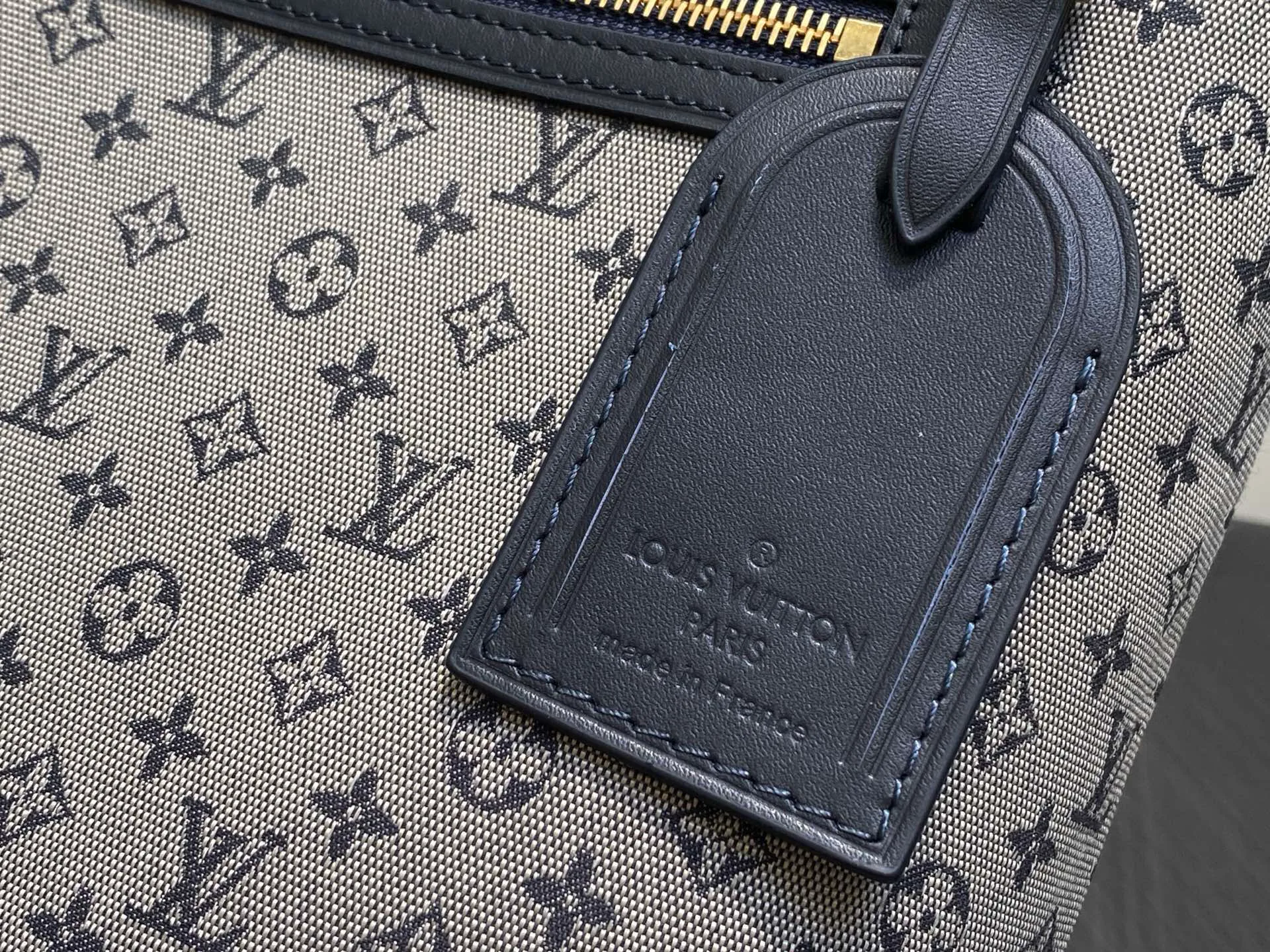 Классические Сумки Женские Louis Vuitton 17499399