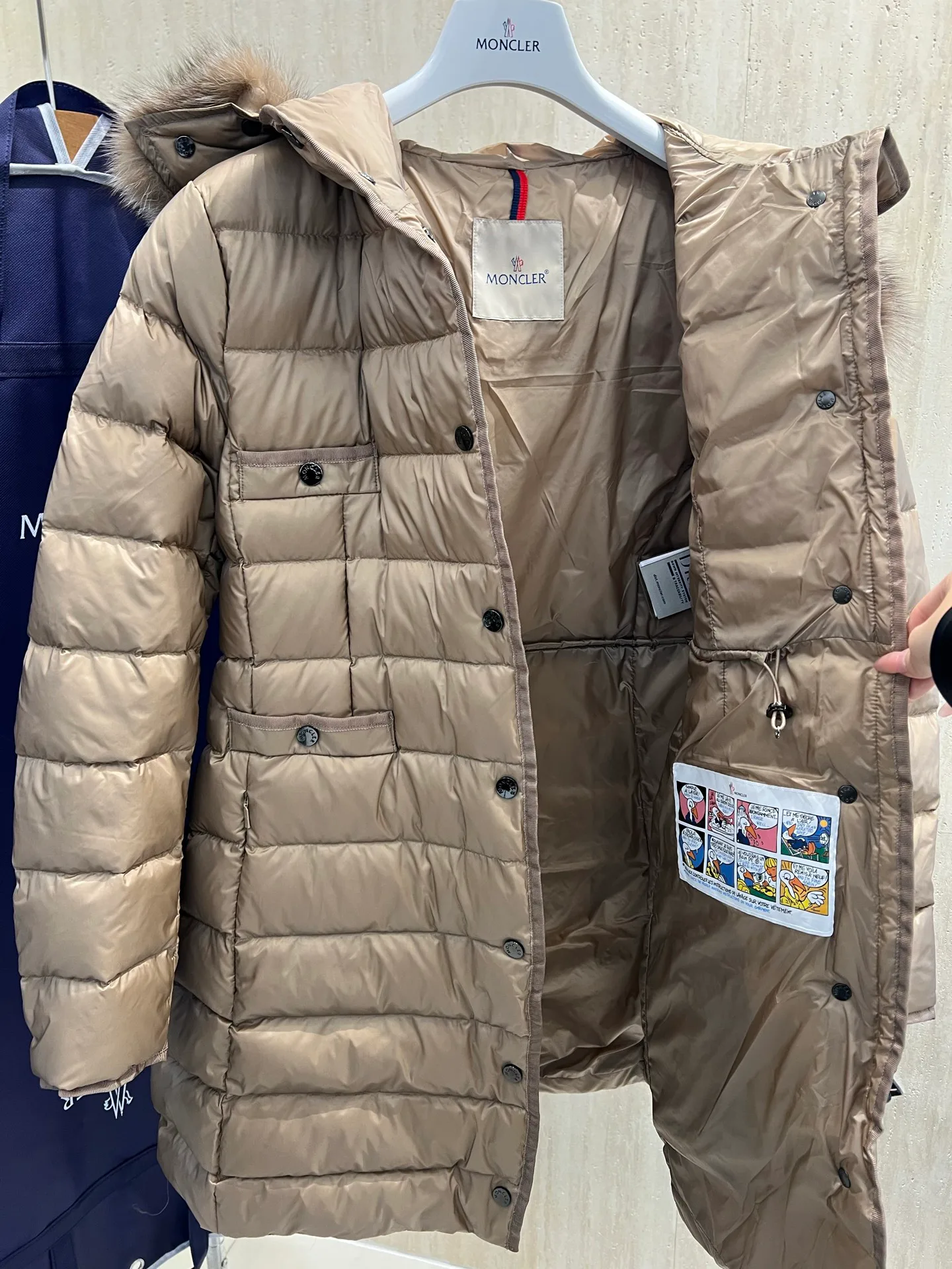 Куртки И Пуховики Женские Moncler 18723420