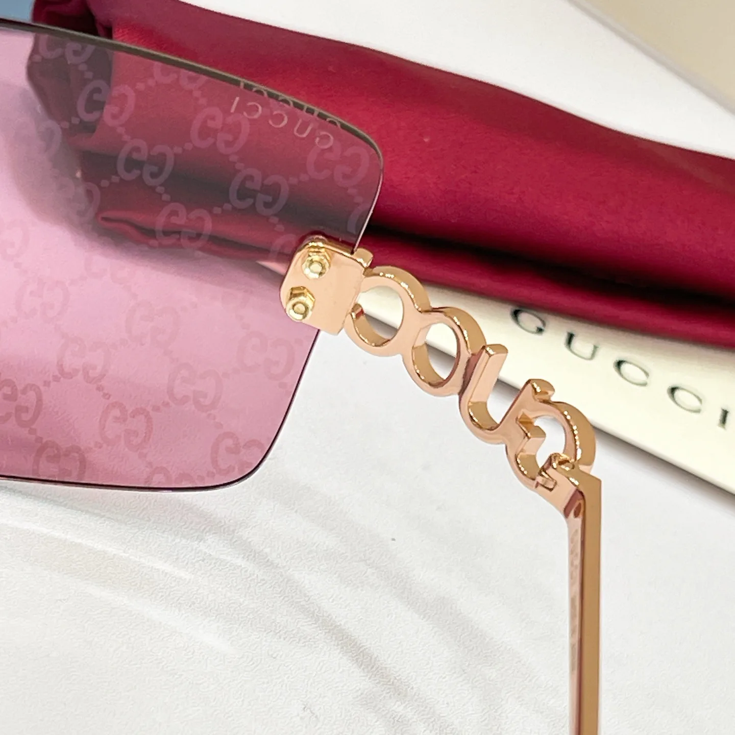 Очки Gucci 17495885