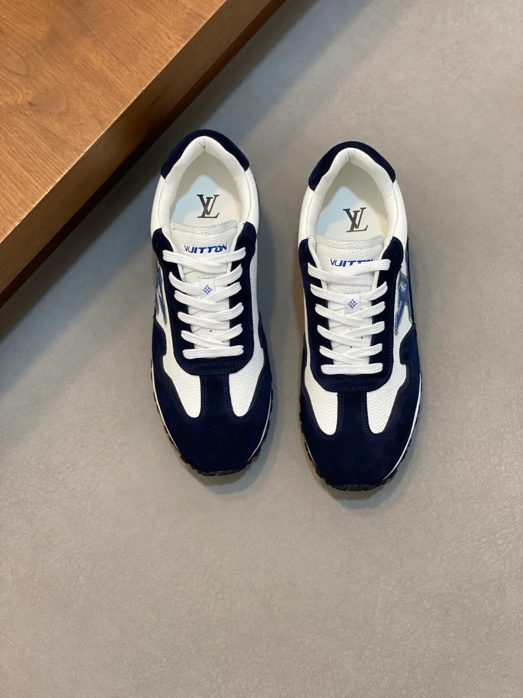 Кроссовки Мужские Louis Vuitton 860717
