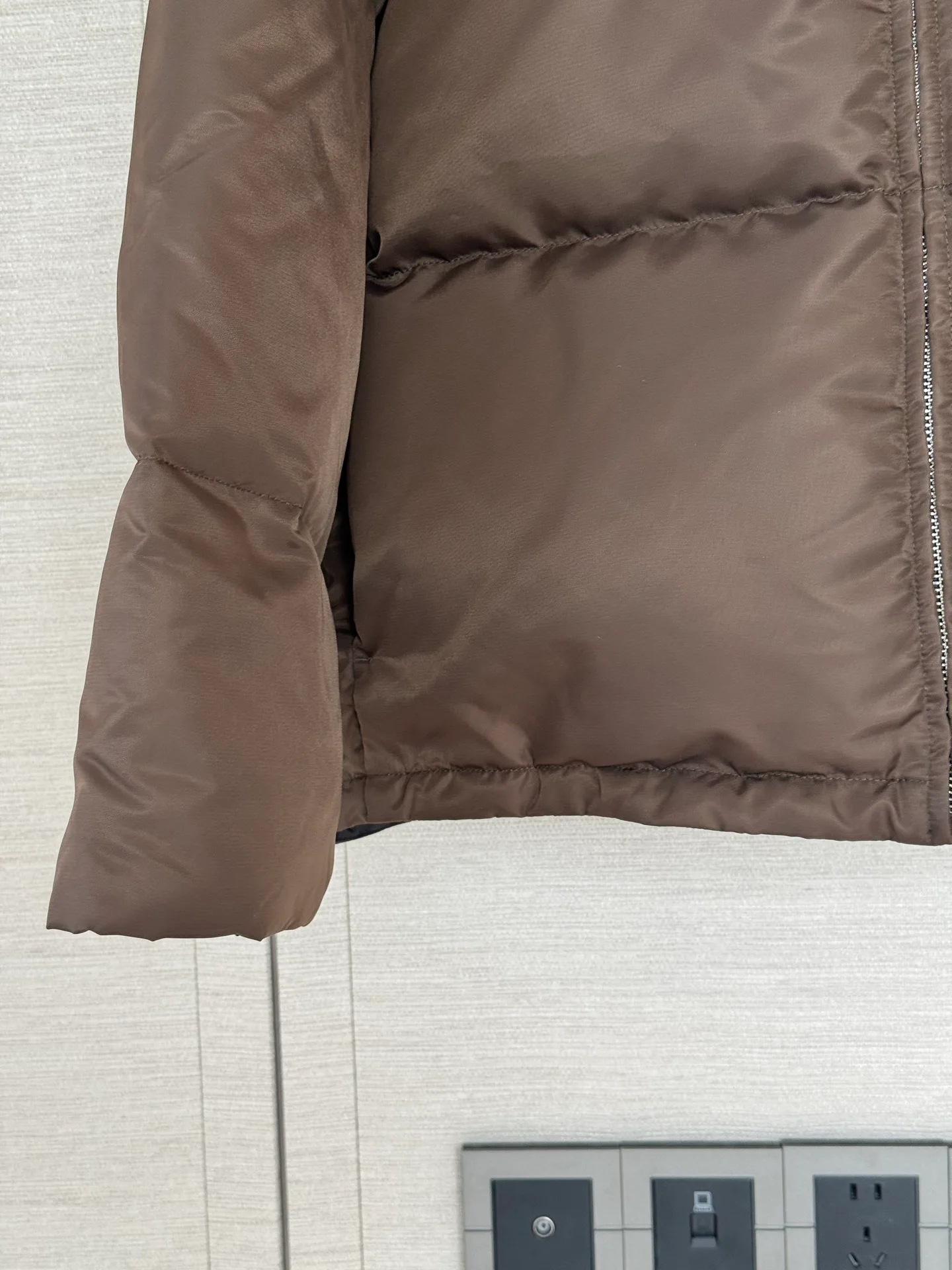 Куртки И Пуховики Женские Prada 19456974