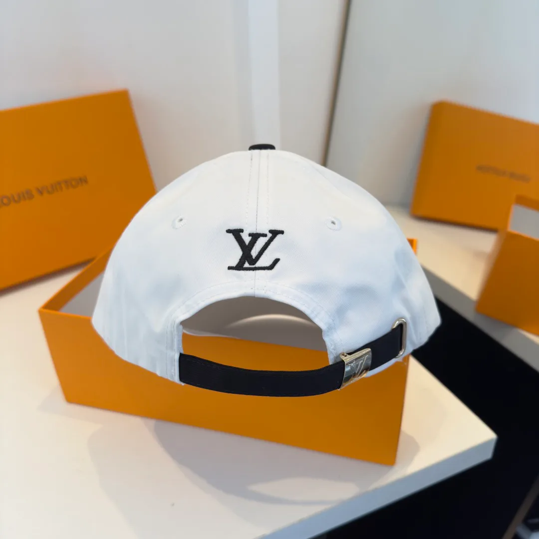 Головные Уборы Louis Vuitton 11416642