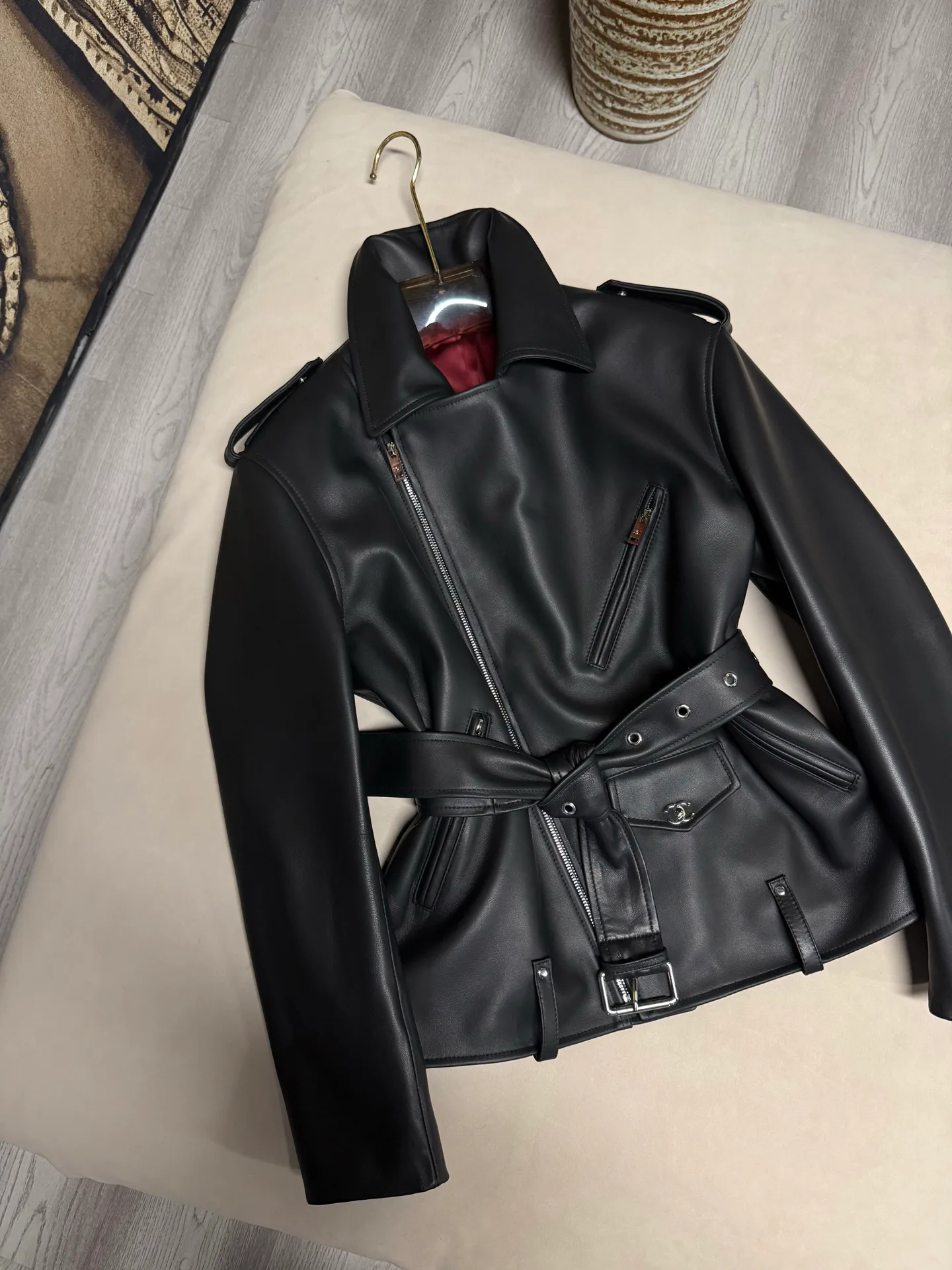 Кожаные Куртки И Дублёнки Женские Chanel 18358903