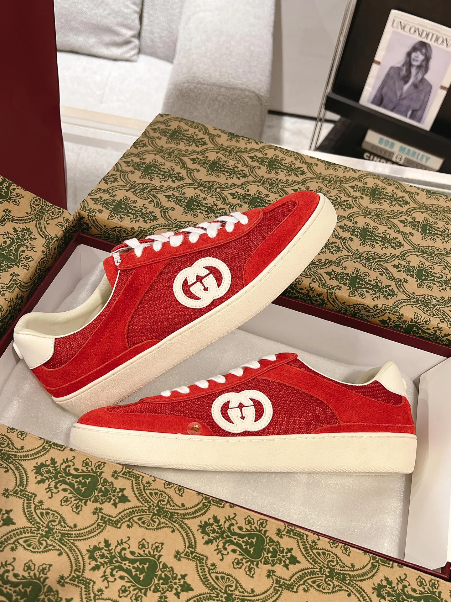 Кроссовки Женские Gucci 1827498
