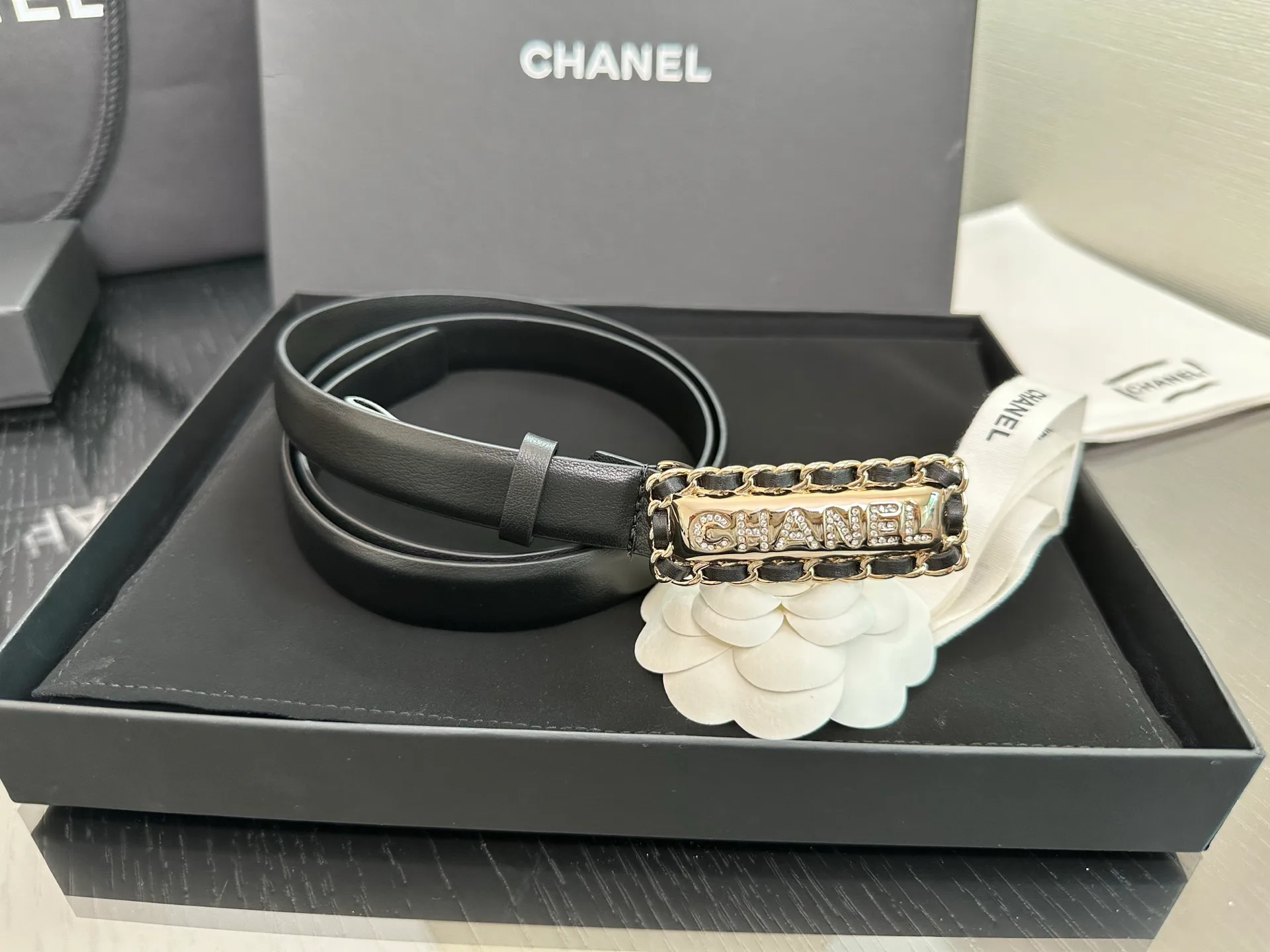 Ремни Chanel 10120000