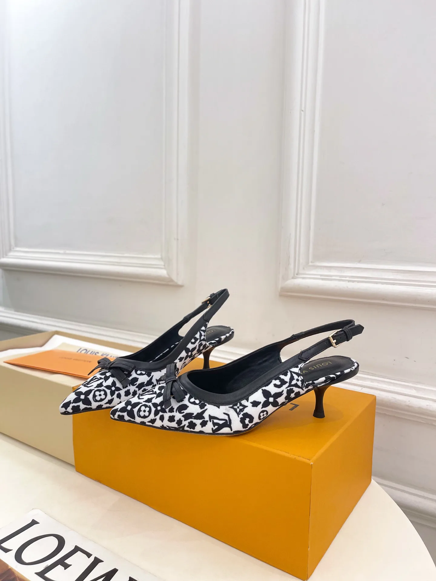 Туфли Женские Louis Vuitton 11840544