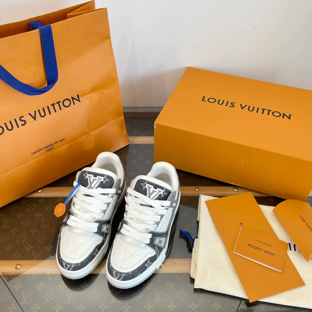 Кроссовки Женские Louis Vuitton 1877578