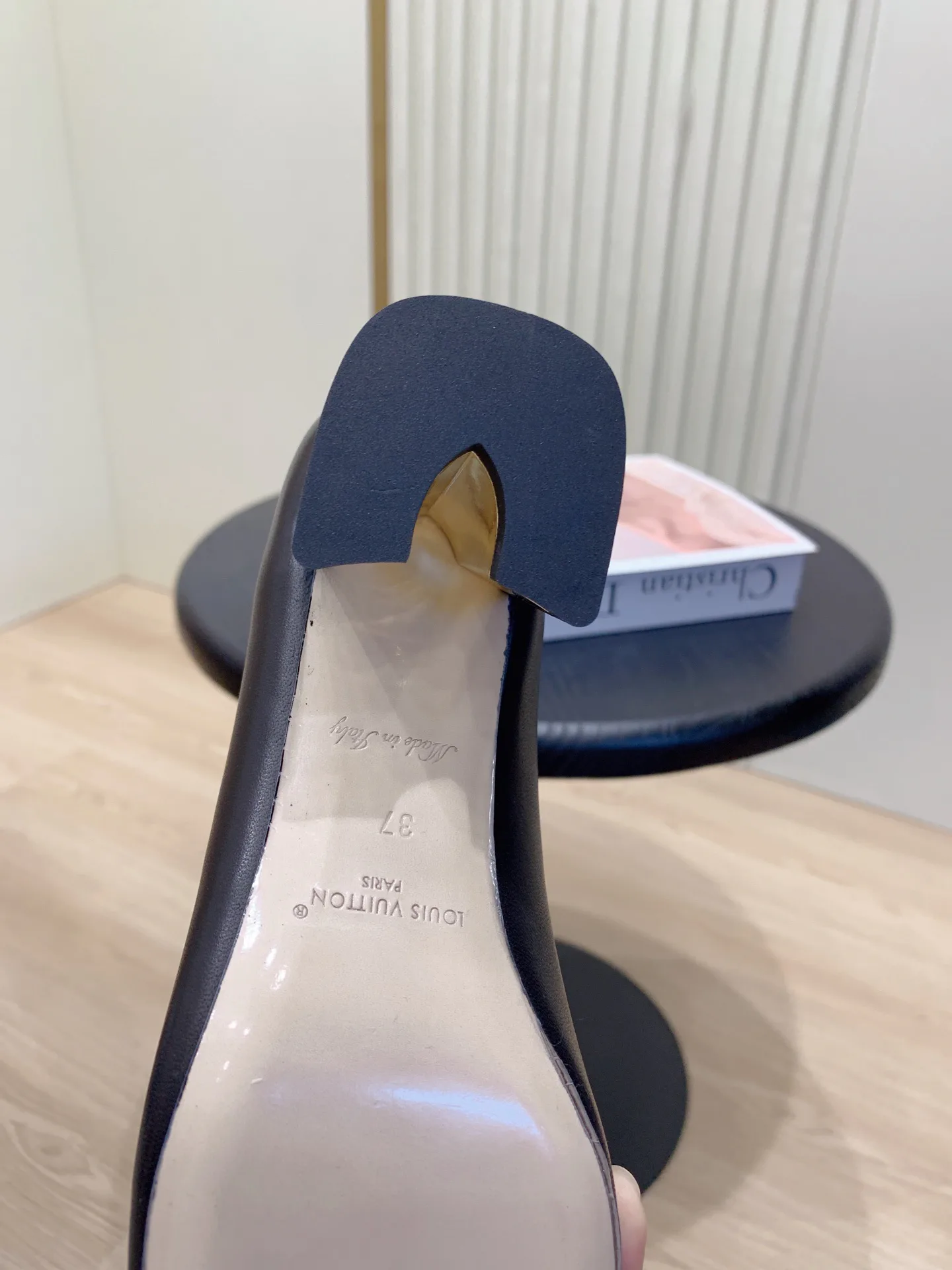 Туфли Женские Louis Vuitton 1834435