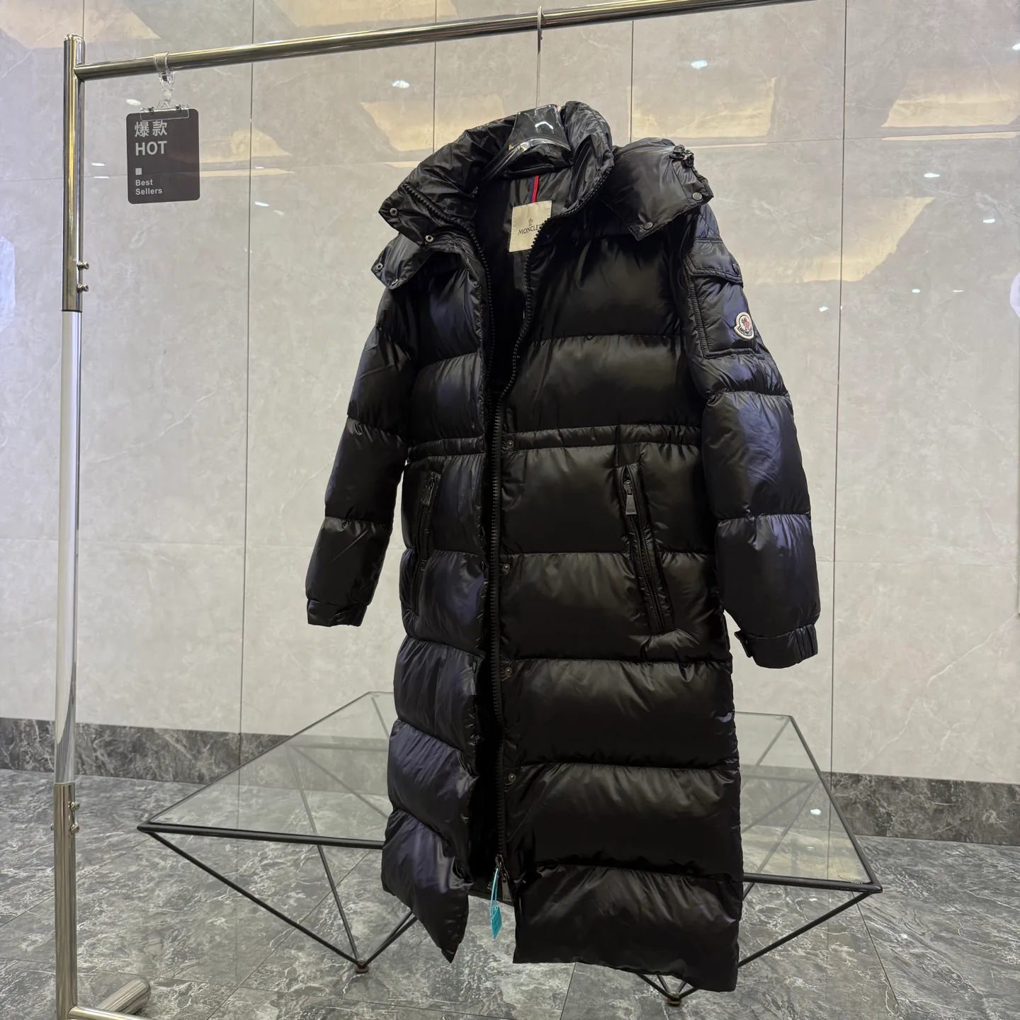 Куртки И Пуховики Женские Moncler 17923593
