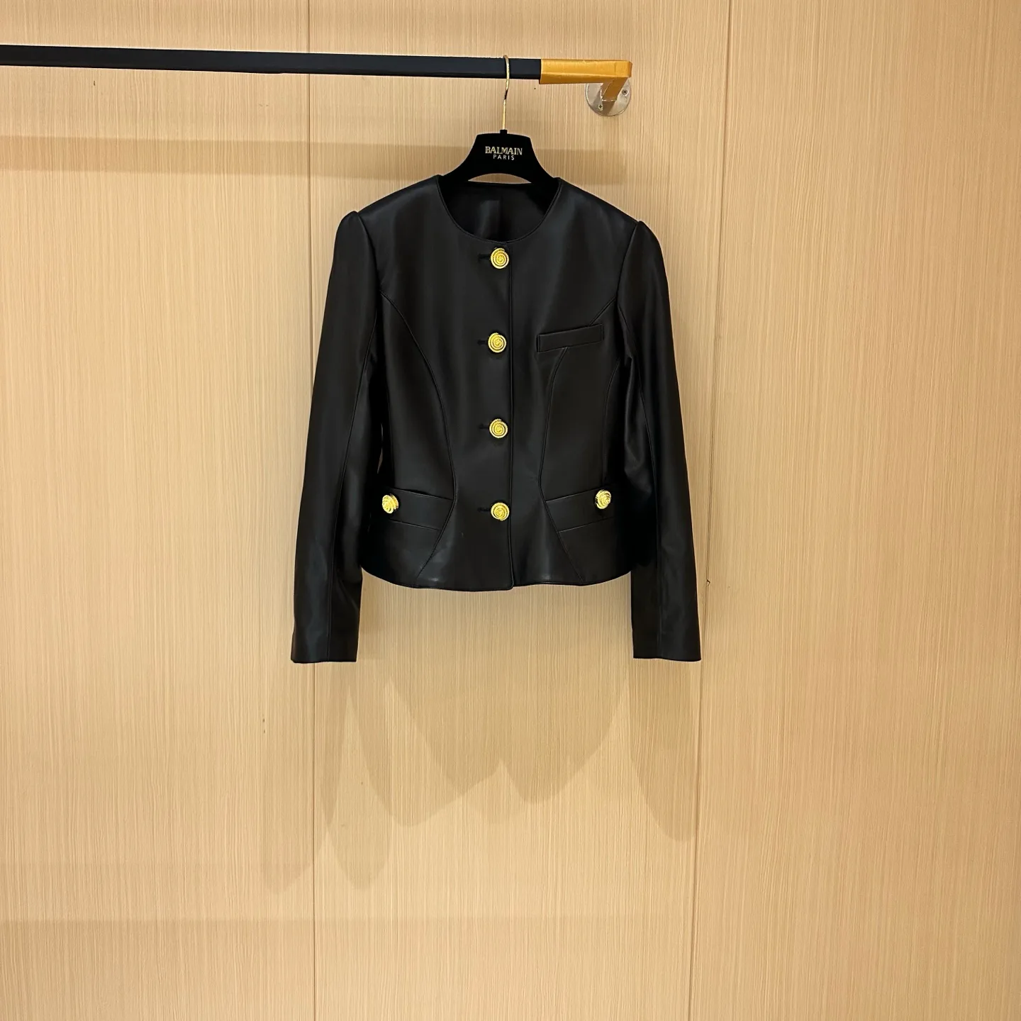 Кожаные Куртки И Дублёнки Женские Balmain 11511471