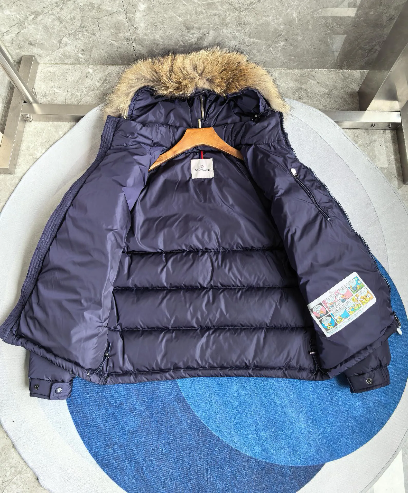Куртки И Пуховики Женские Moncler 18761343