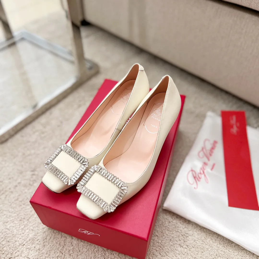 Туфли Женские Roger Vivier 17550745
