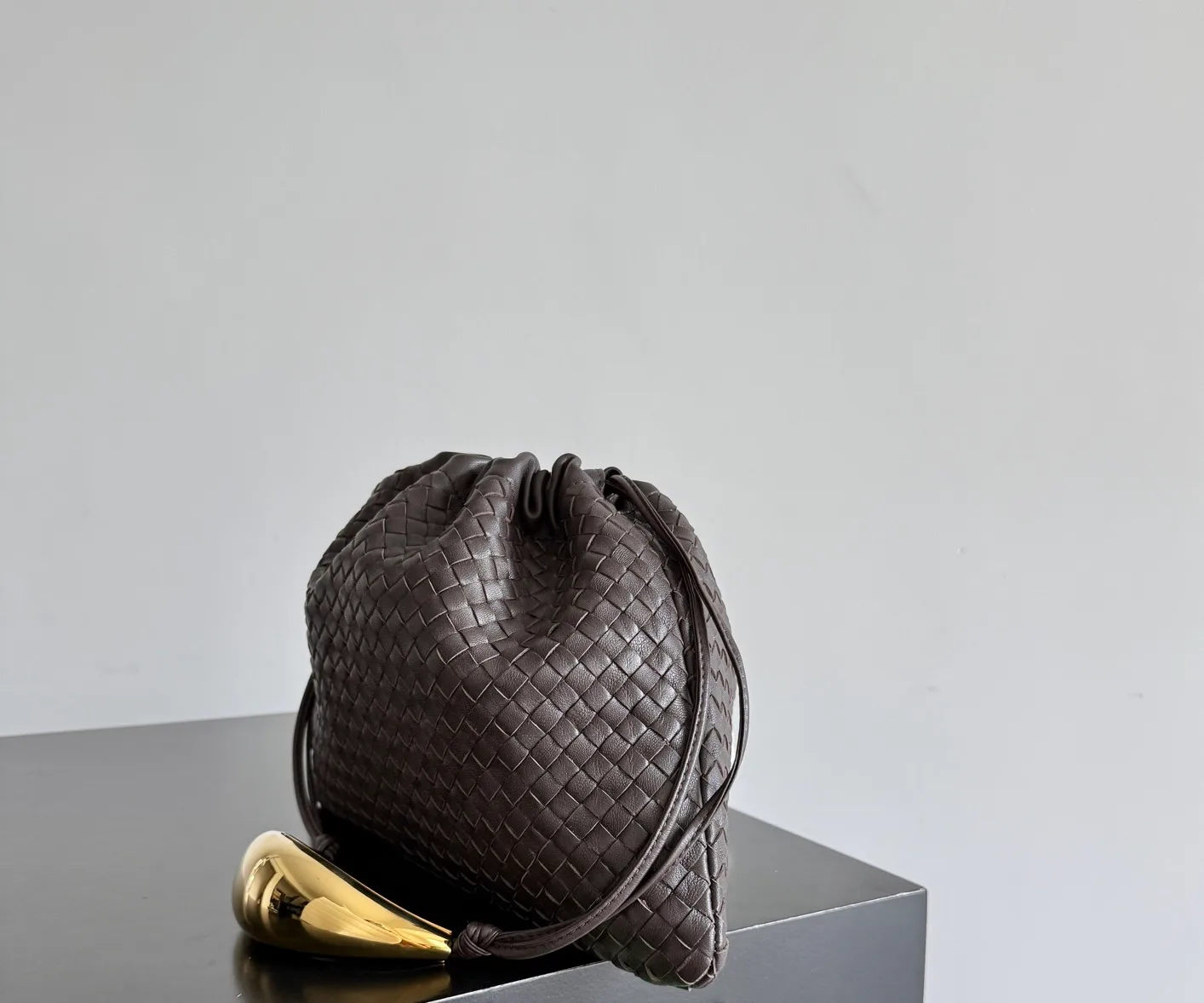 Классические Сумки Женские Bottega Veneta 17973987