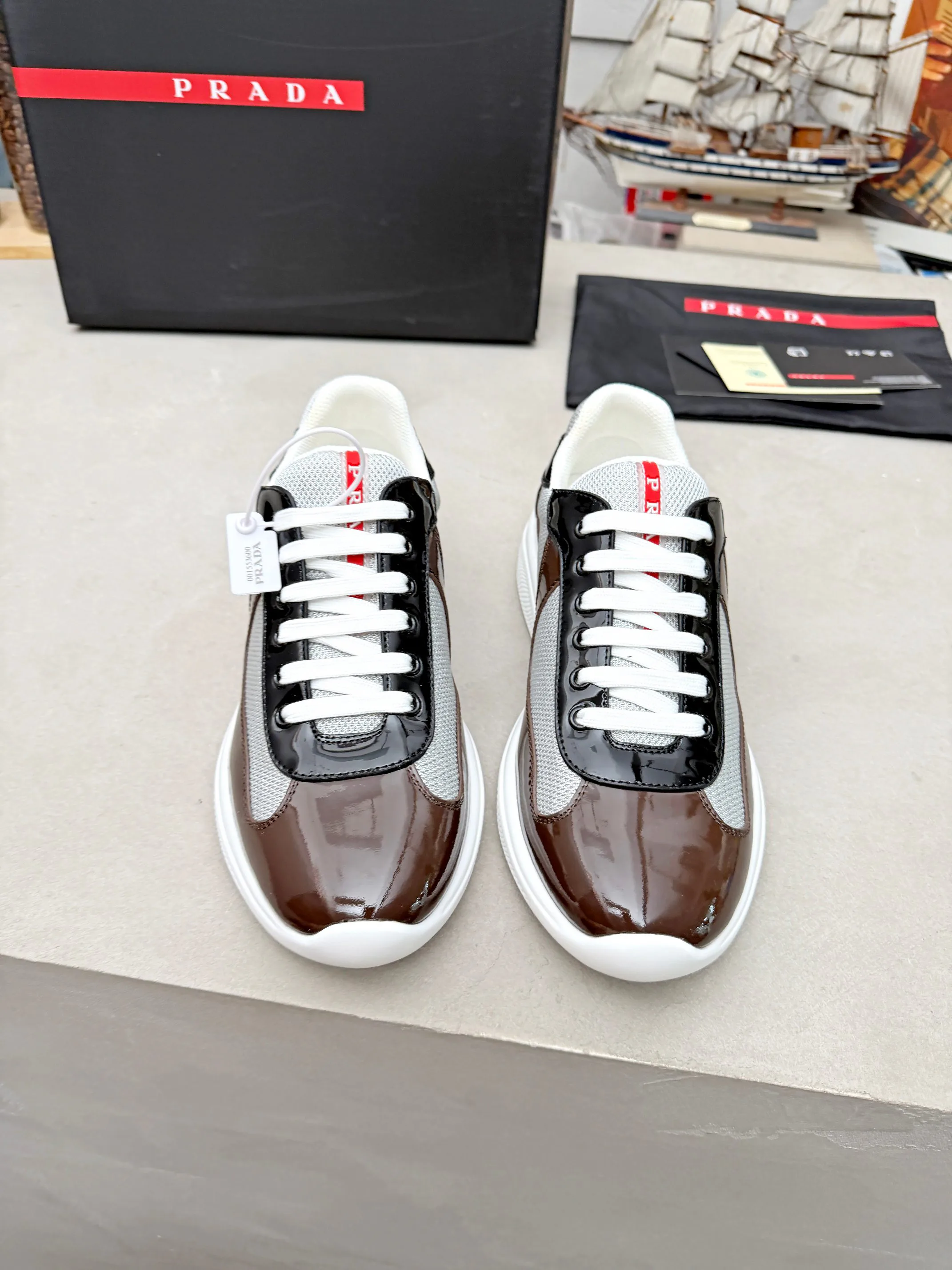 Кроссовки Женские Prada 17704071