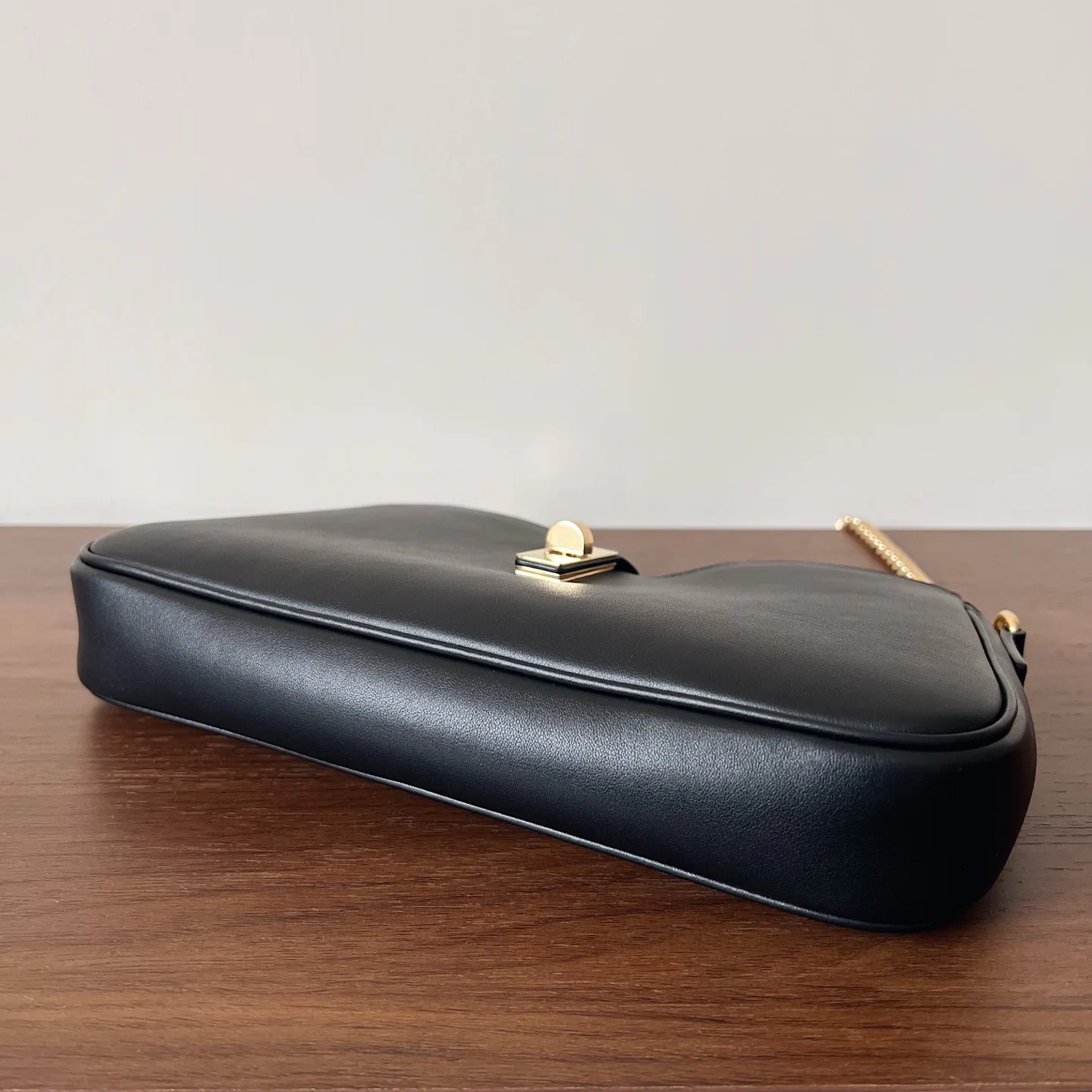 Сумки На Ремне Женские Celine 245367