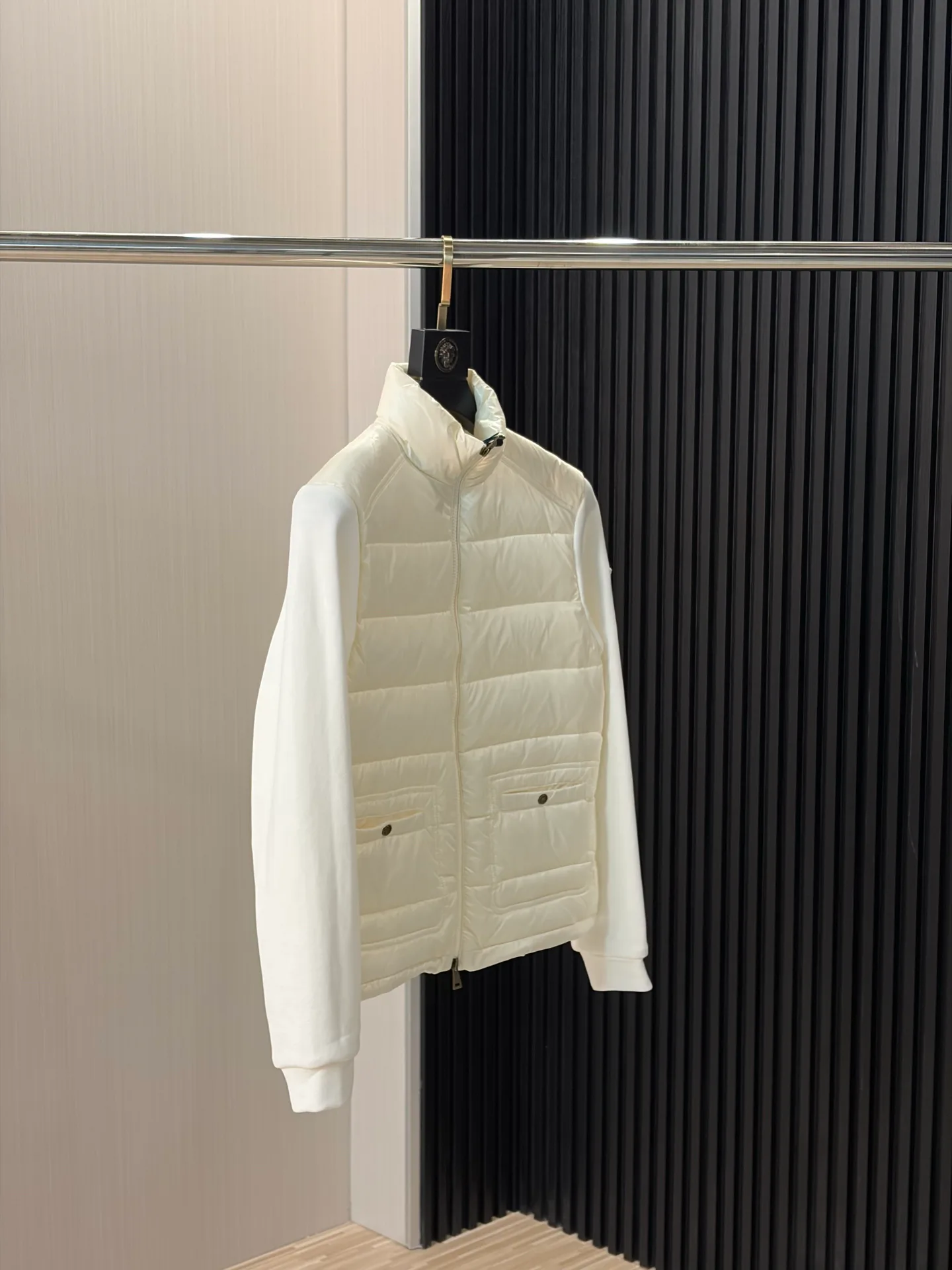 Куртки И Пуховики Мужские Moncler 18231126