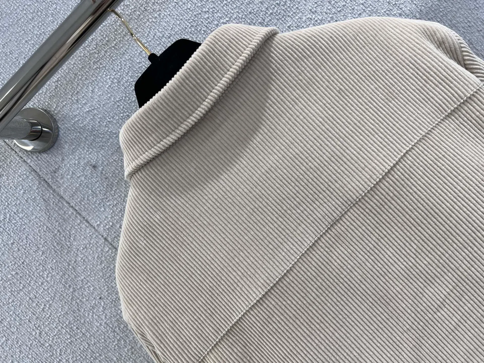 Куртки И Пуховики Женские Chanel 507084