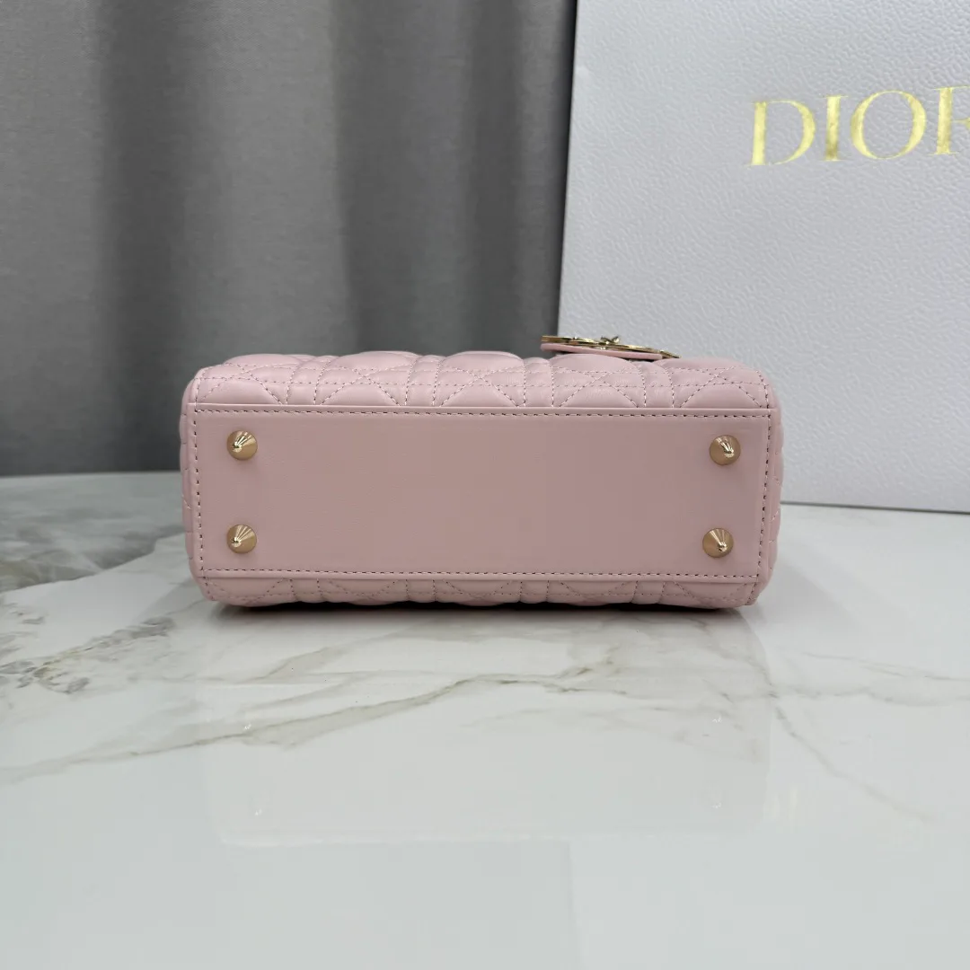 Классические Сумки Женские Christian Dior 11905798