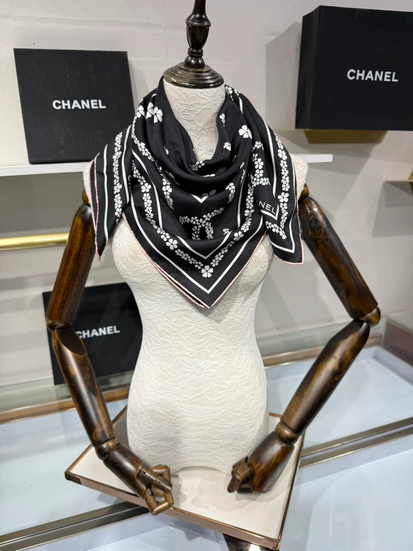 Платки Chanel 13896124