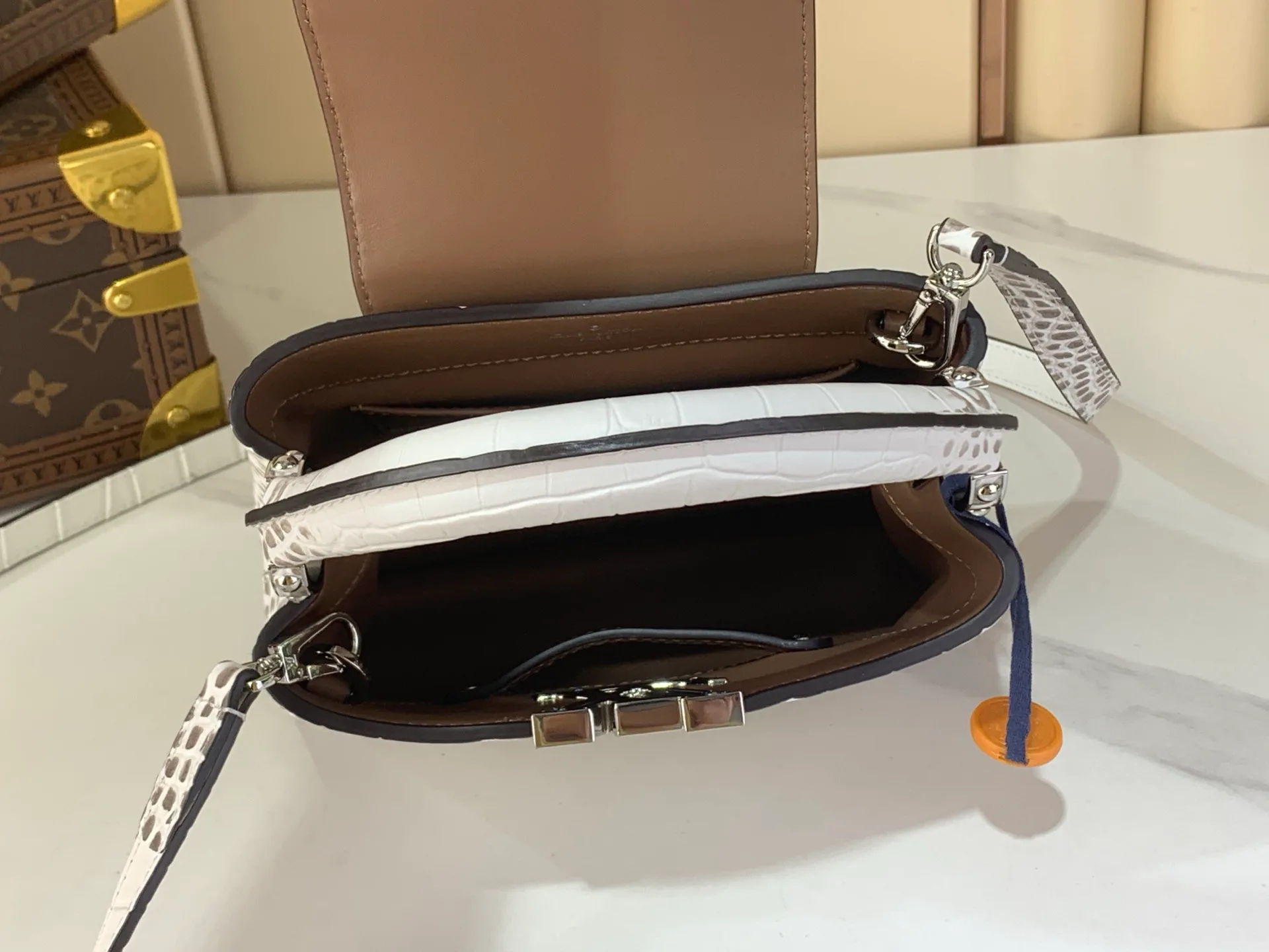 Классические Сумки Женские Louis Vuitton 4298823