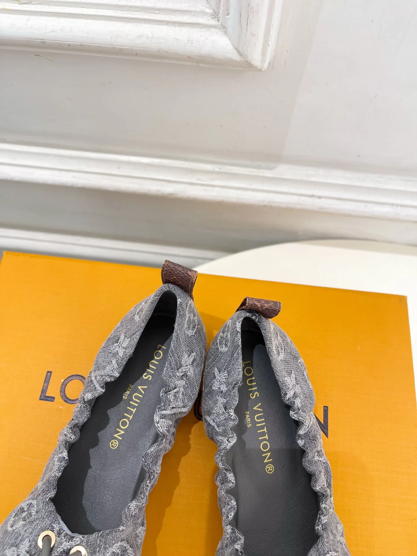 Балетки Женские Louis Vuitton 17646561