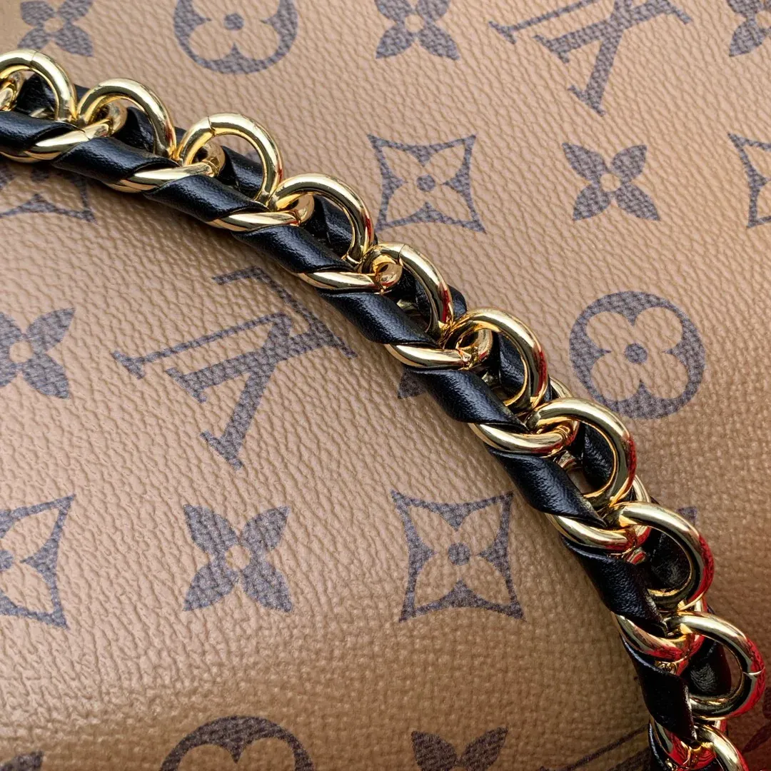 Сумки На Ремне Женские Louis Vuitton 3776