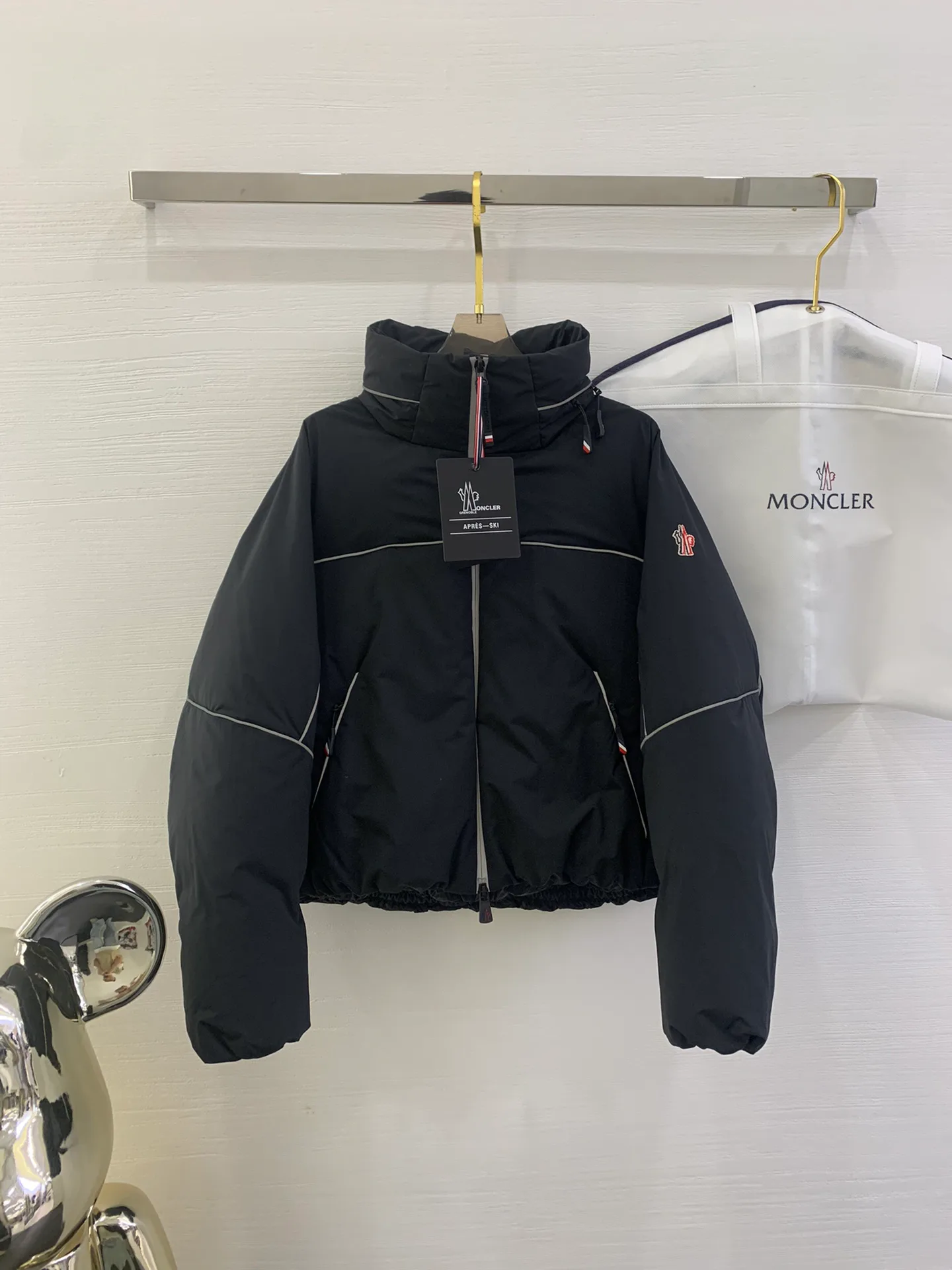 Куртки И Пуховики Женские Moncler 18723720