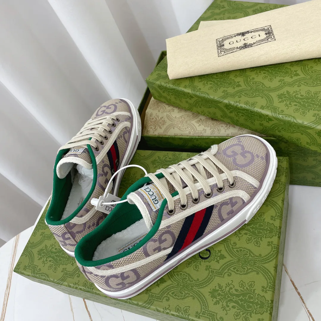 Кроссовки Женские Gucci 19691209
