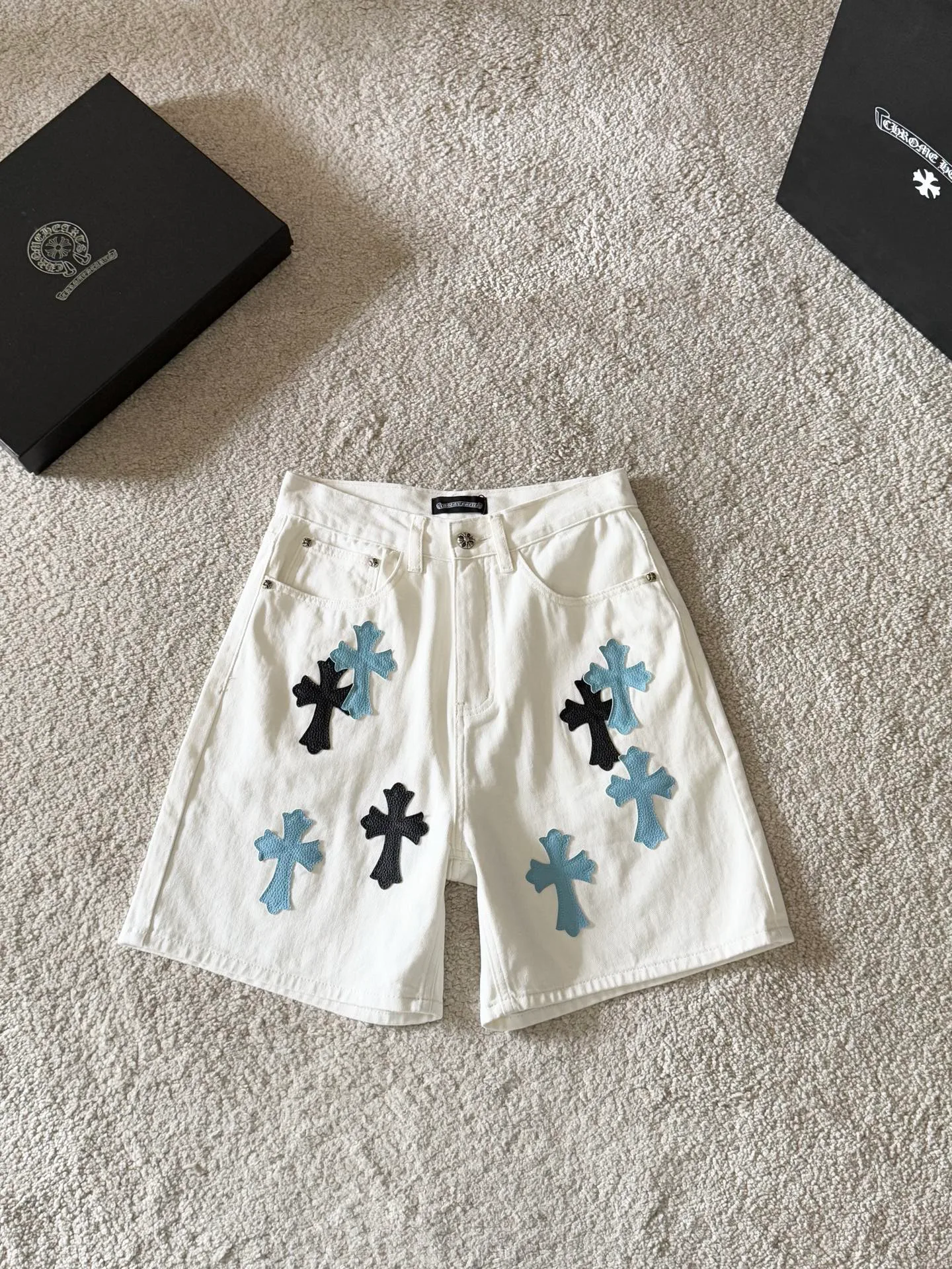 Шорты Женские Chrome Hearts 11182027