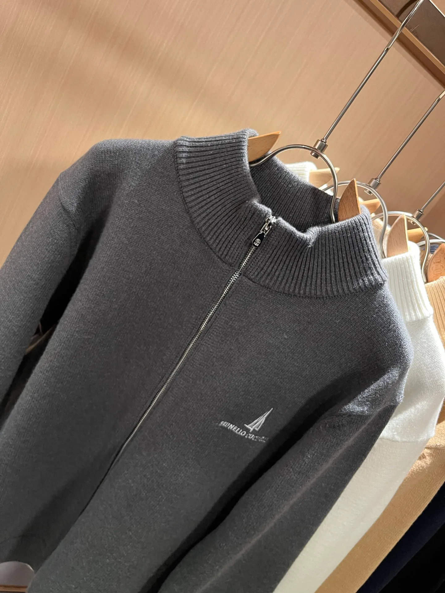 Джемперы И Свитеры Мужские Brunello Cucinelli 18592768