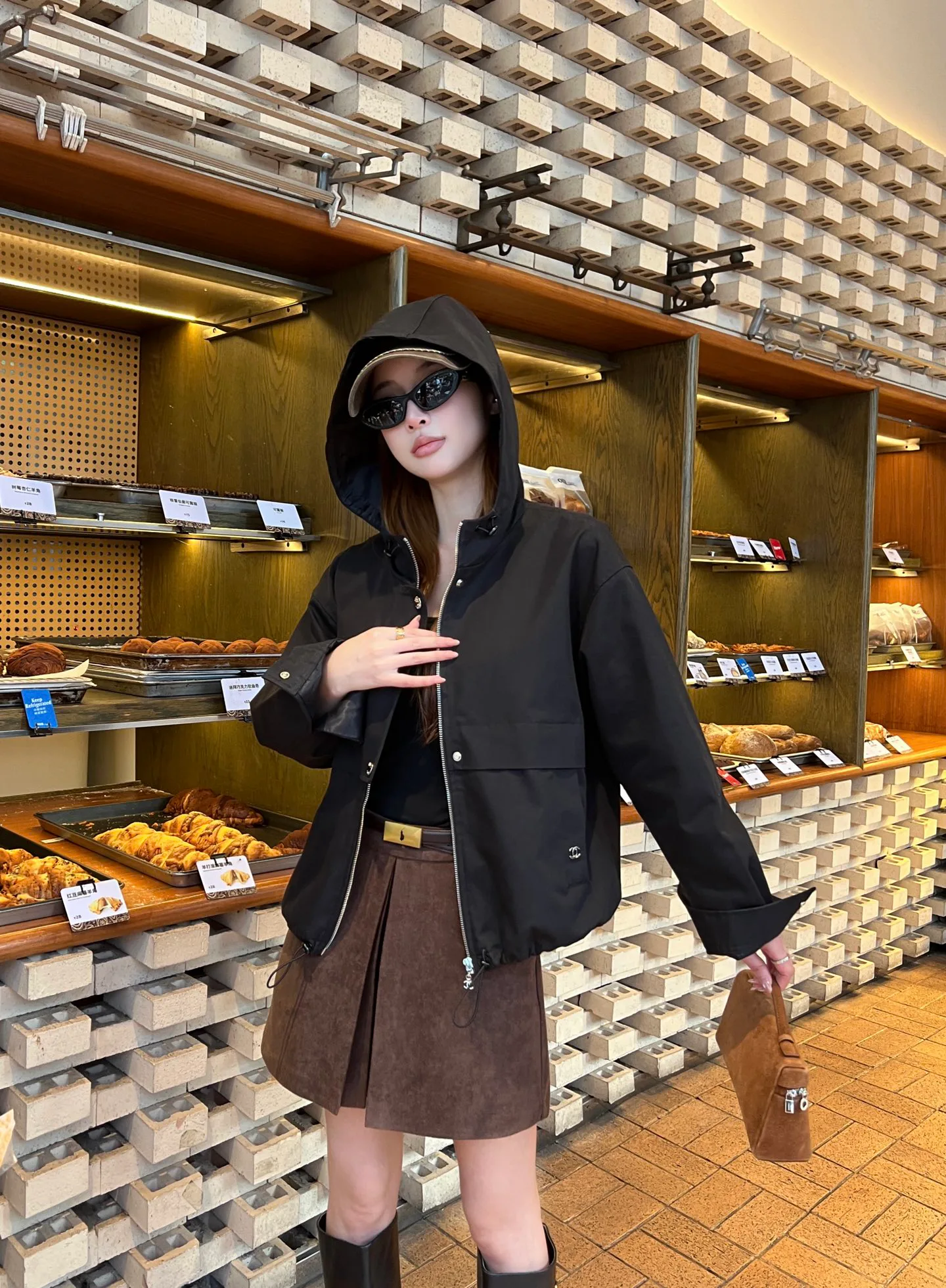 Куртки И Пуховики Женские Chanel 18599090