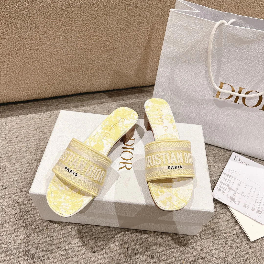 Туфли Женские Christian Dior 11599986