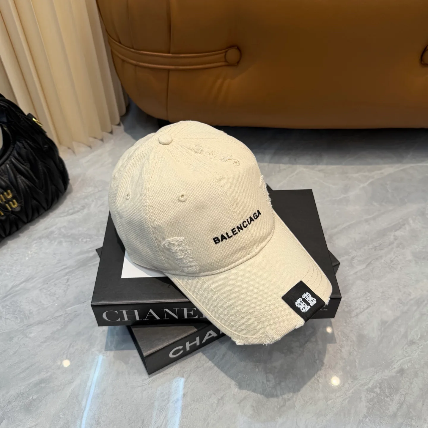 Головные Уборы Balenciaga 16853088