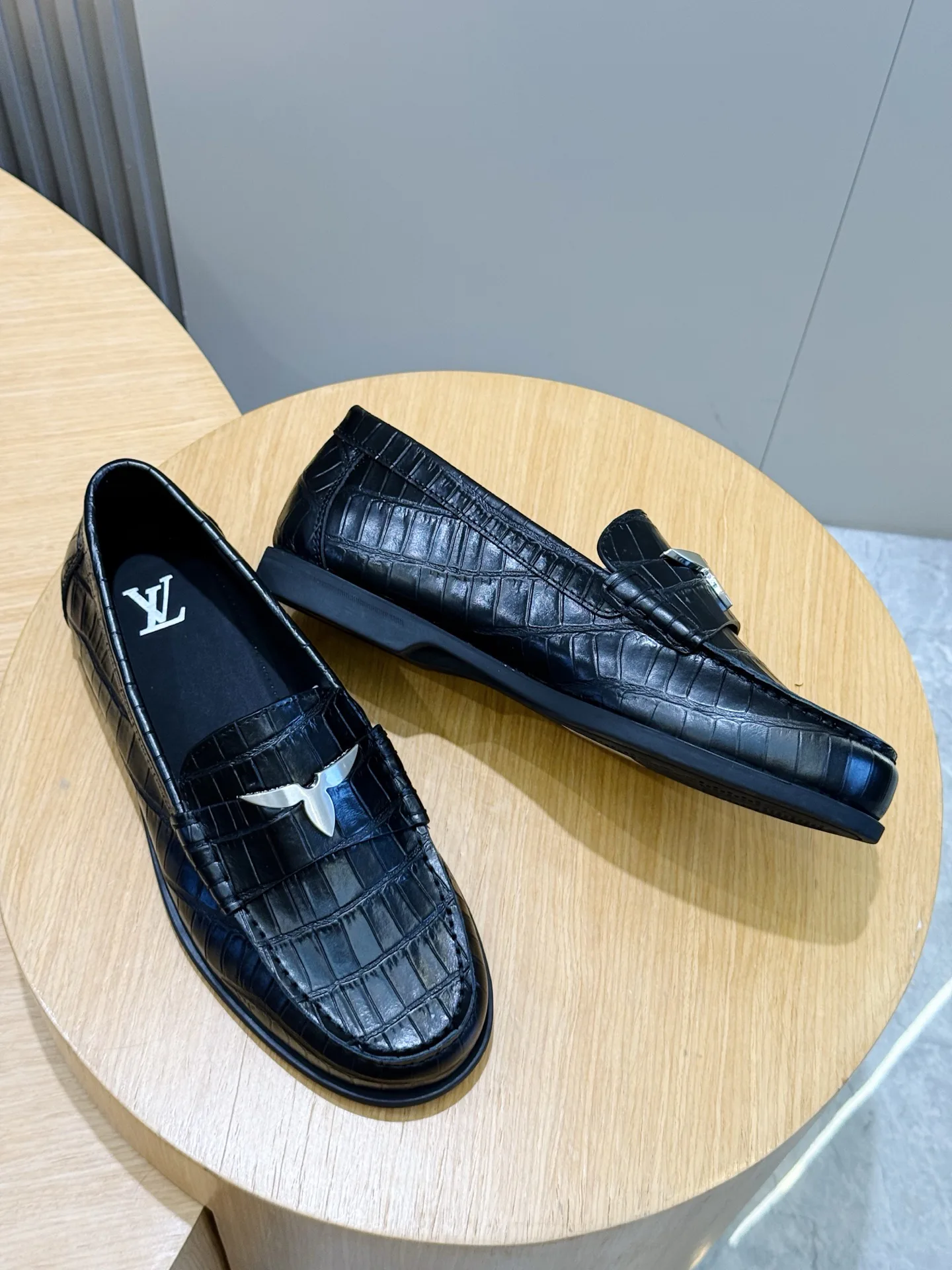 Лоферы И Туфли Мужские Louis Vuitton 18277847