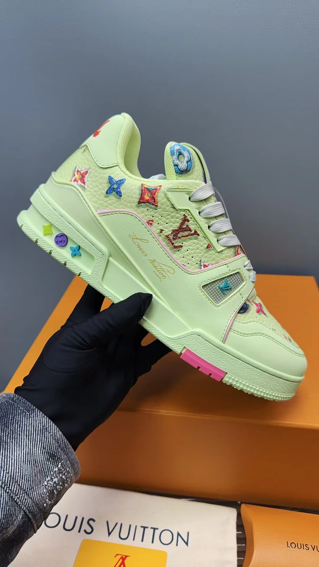 Кроссовки Женские Louis Vuitton 8979825