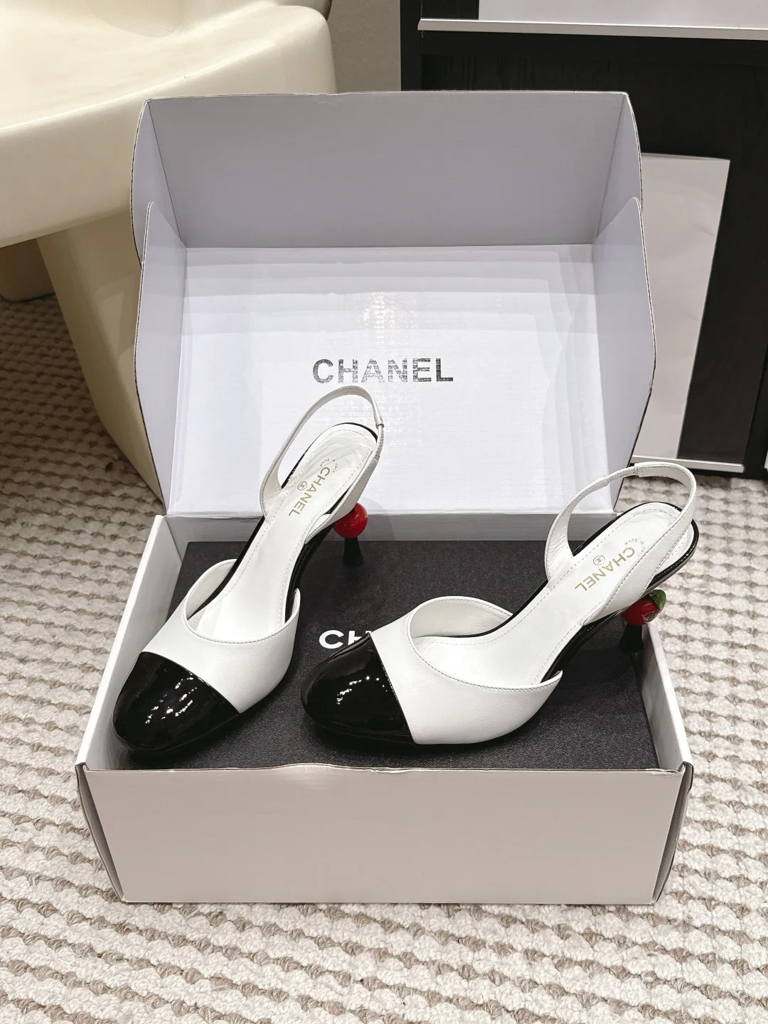 Босоножки Женские Chanel 17784796