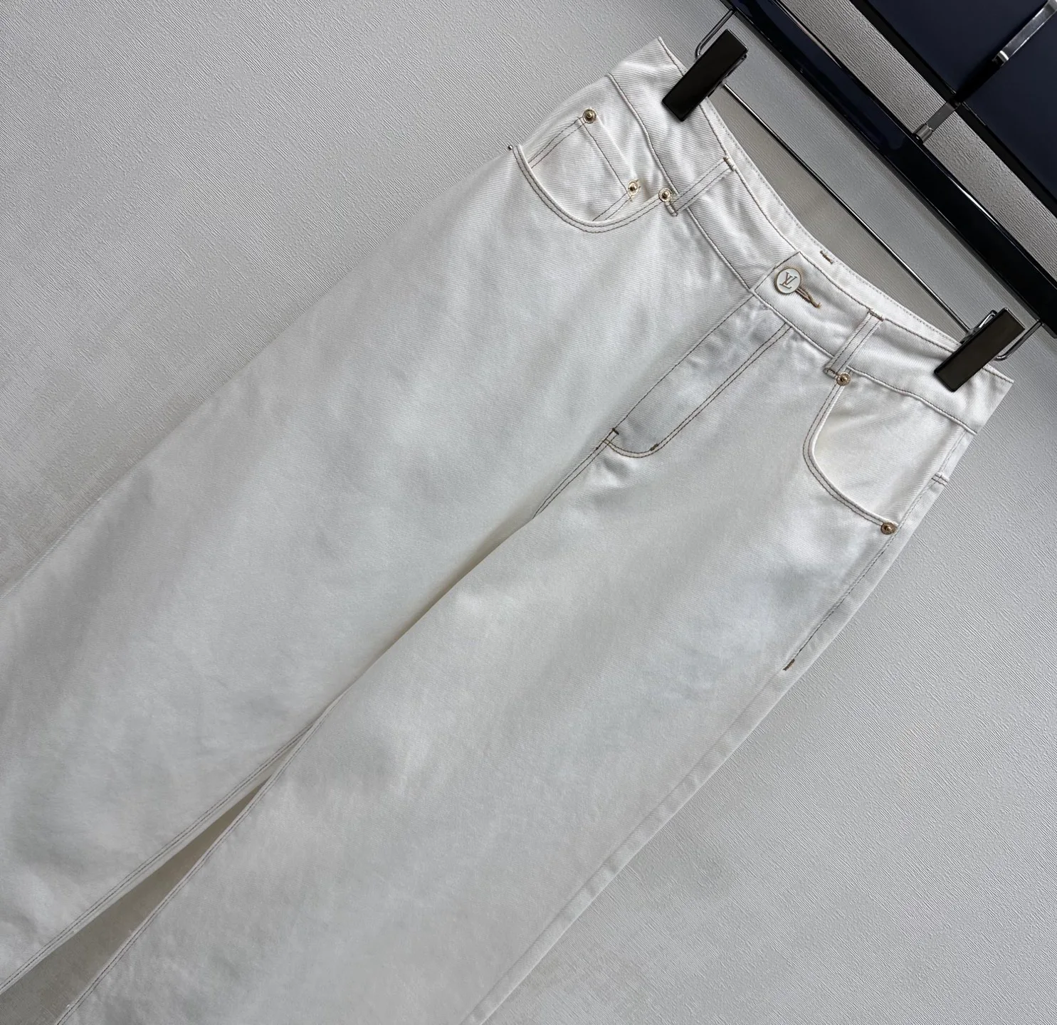 Джинсы Женские Louis Vuitton 11673825