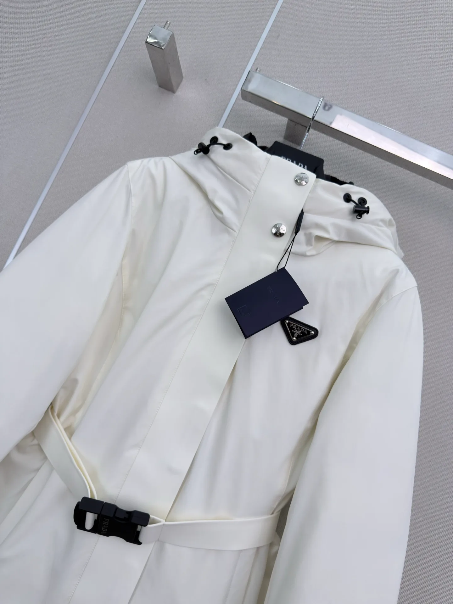 Куртки И Пуховики Женские Prada 18185828