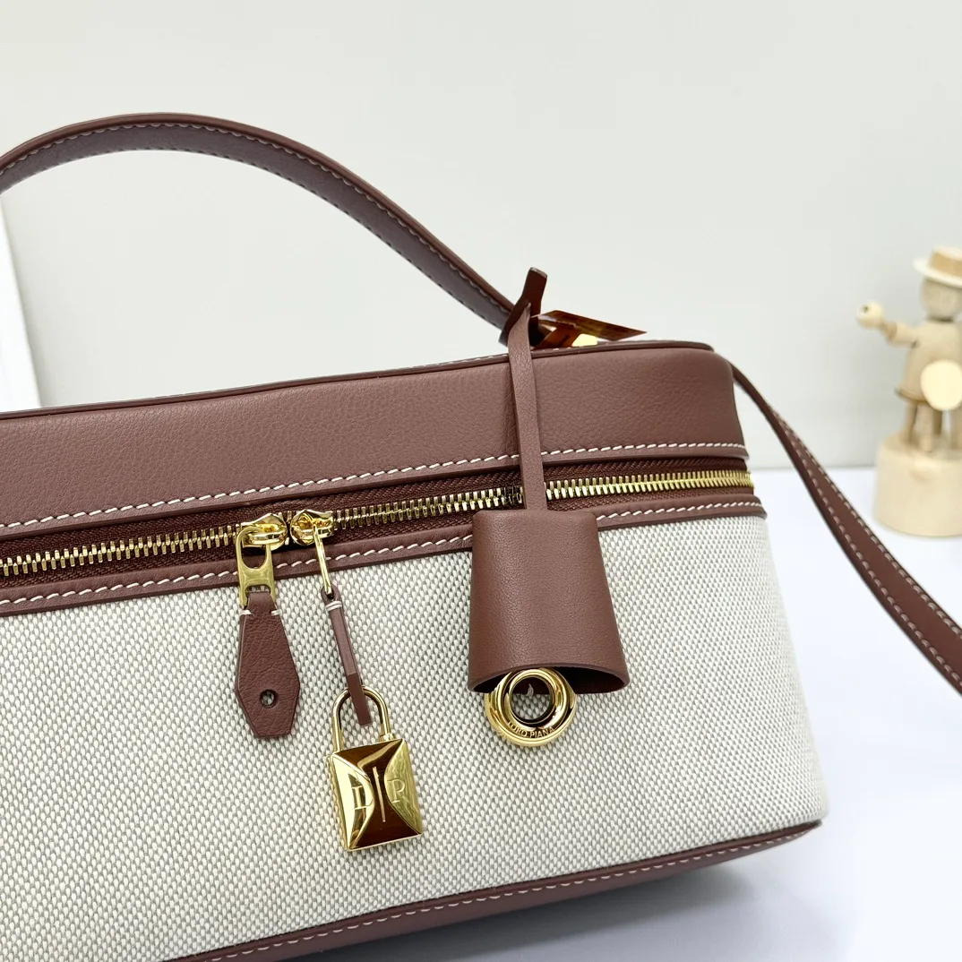 Сумки На Ремне Женские Loro Piana 11472652