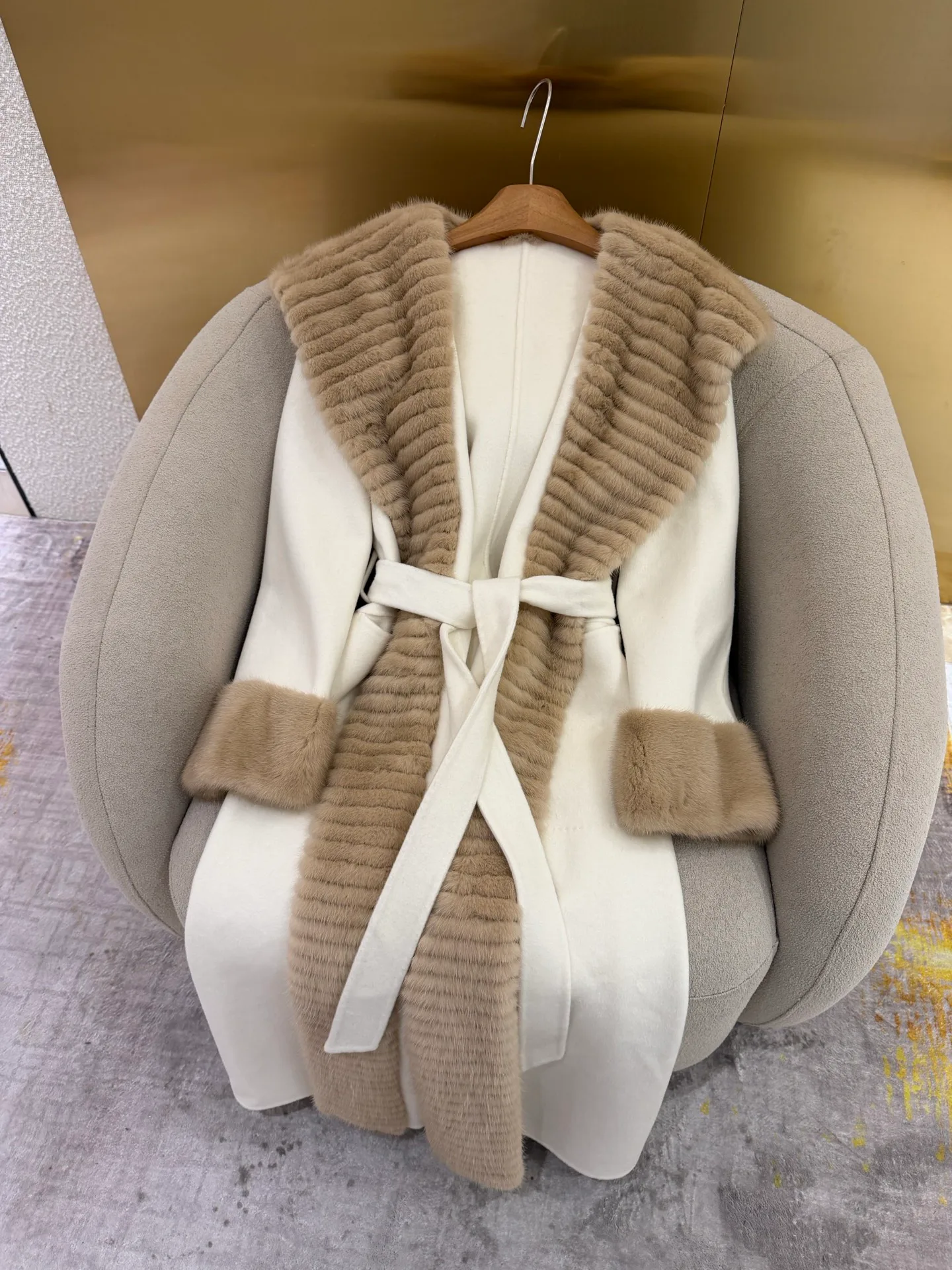 Пальто Женские Loro Piana 19467076