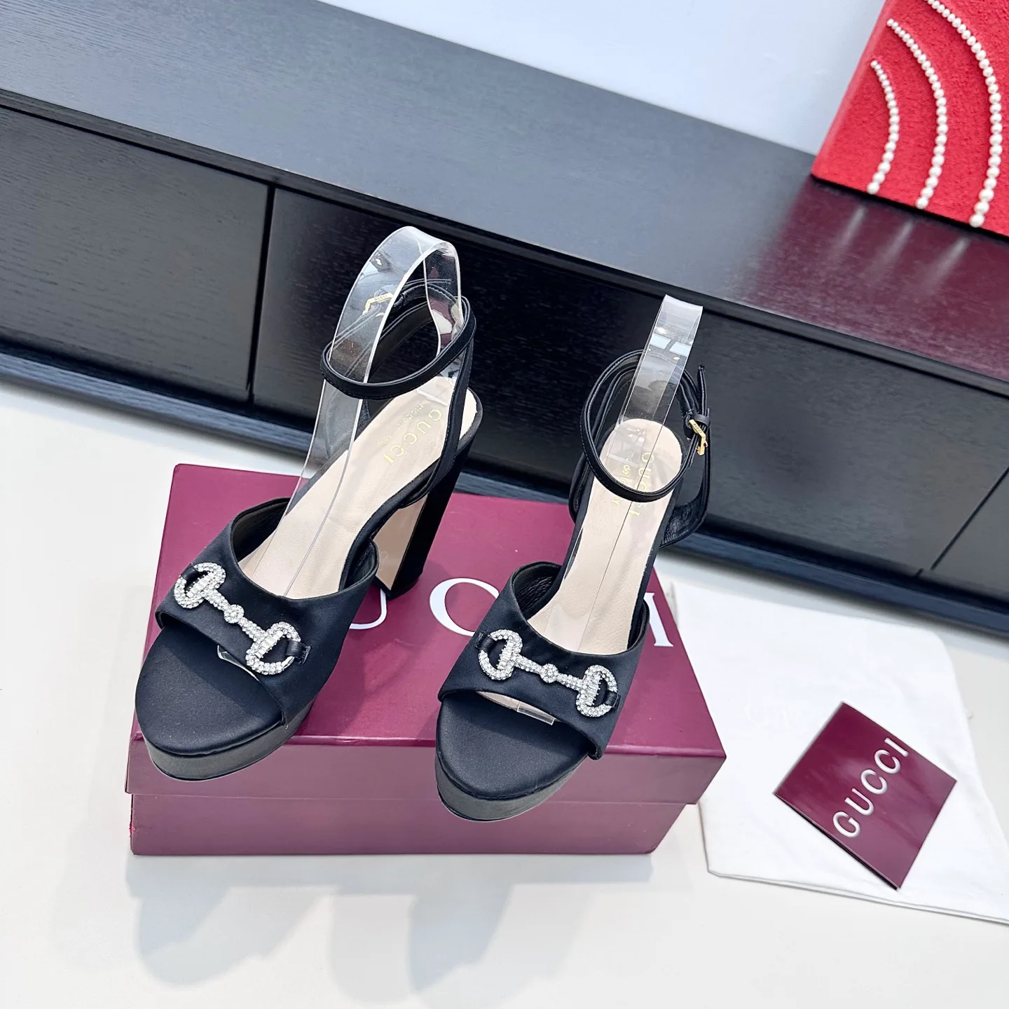 Босоножки Женские Gucci 454040