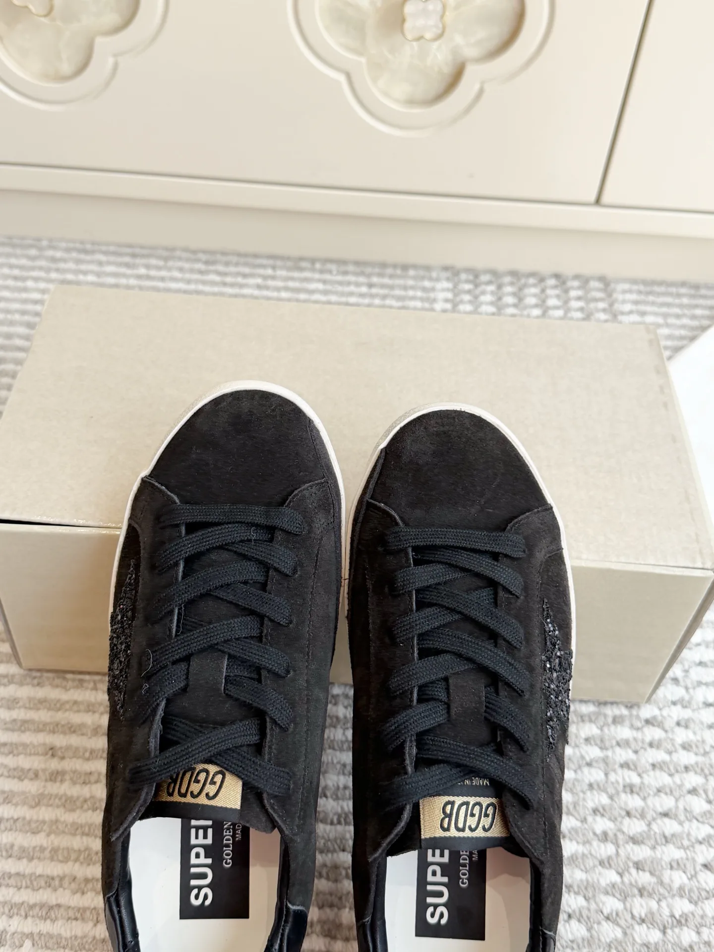 Кроссовки Женские Golden Goose 18360501