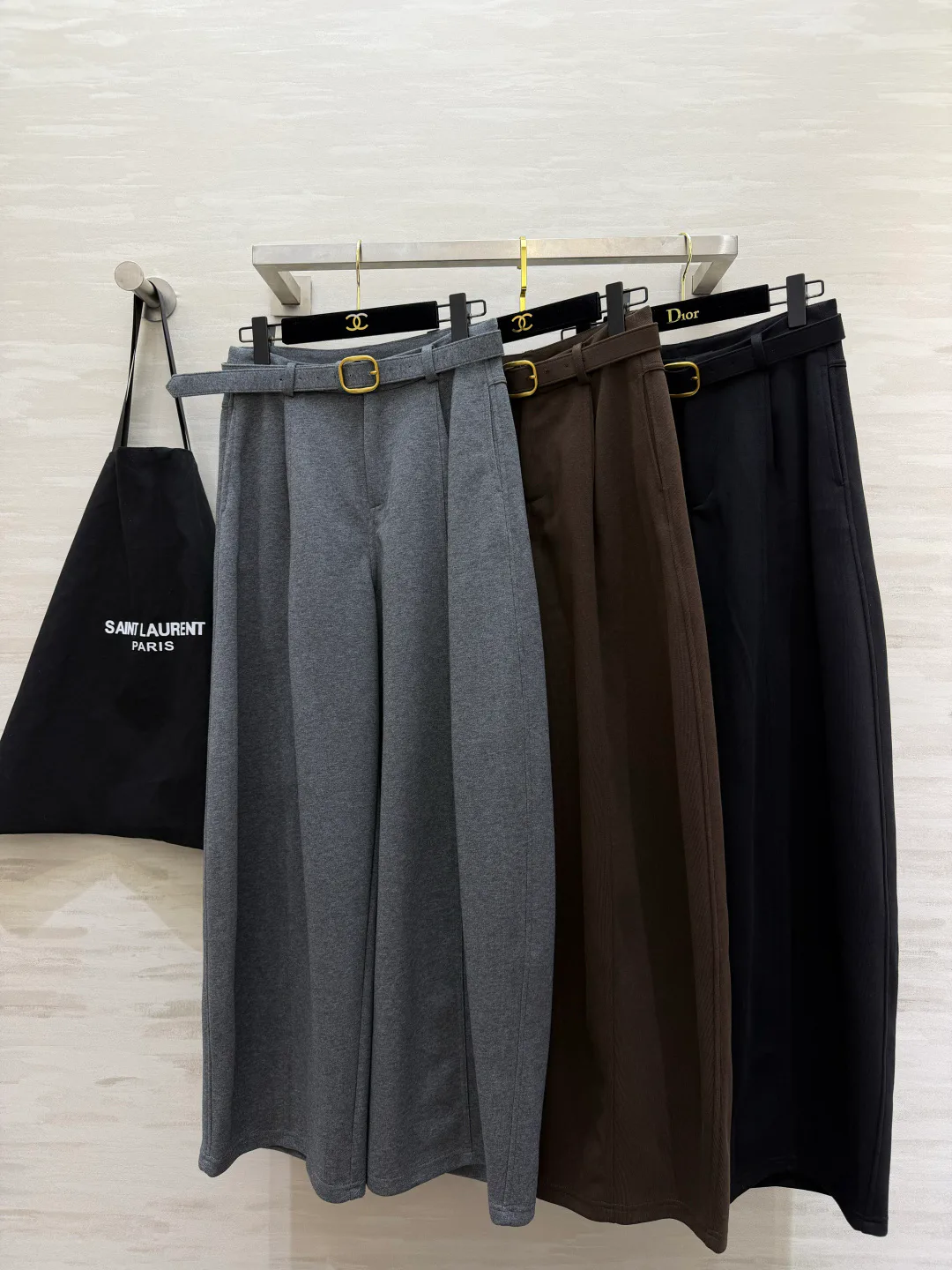 Брюки Женские Saint Laurent 19056204