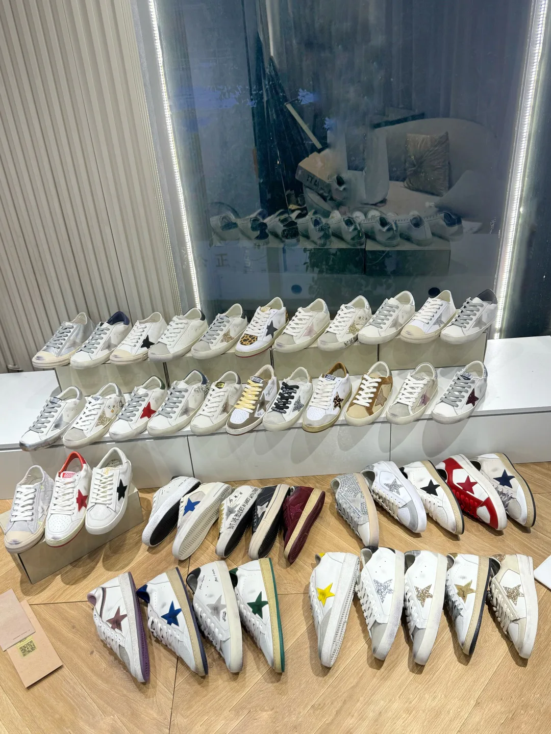 Кроссовки Женские Golden Goose 18752934